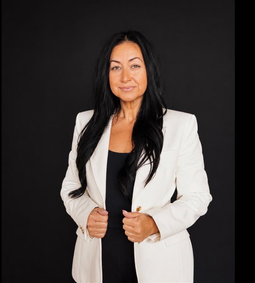 Angele Menevichian