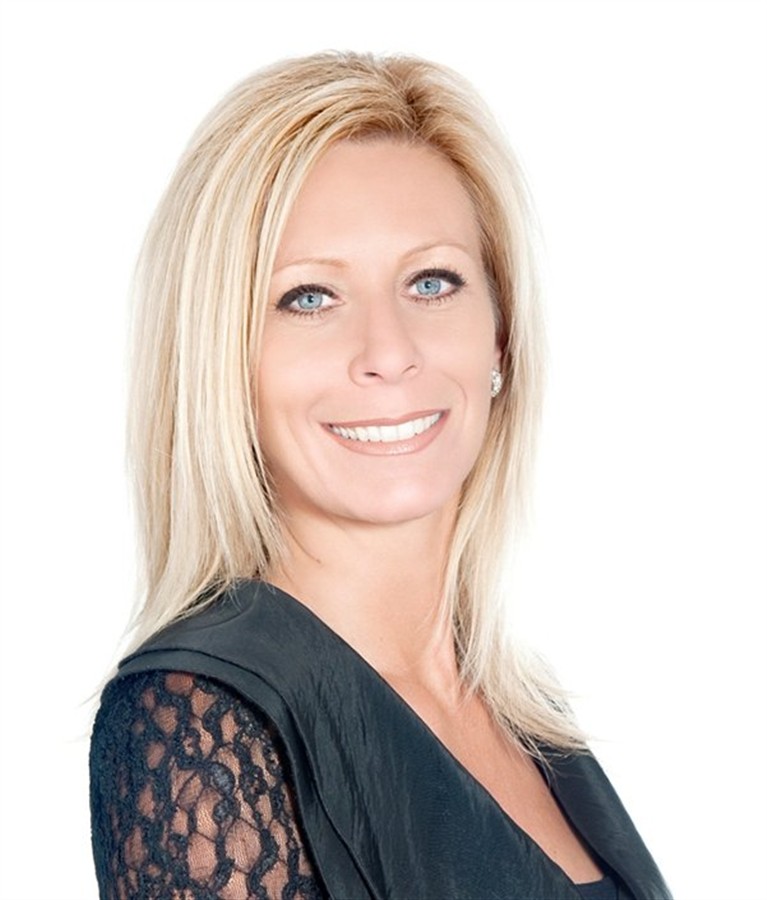 Sandra Neville
