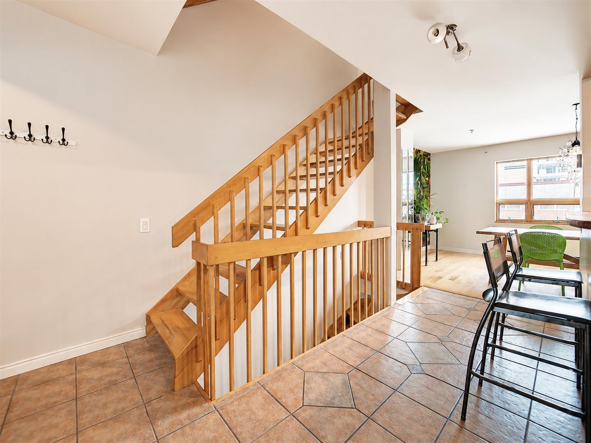 552 Rue St-Vallier E. — photo 3