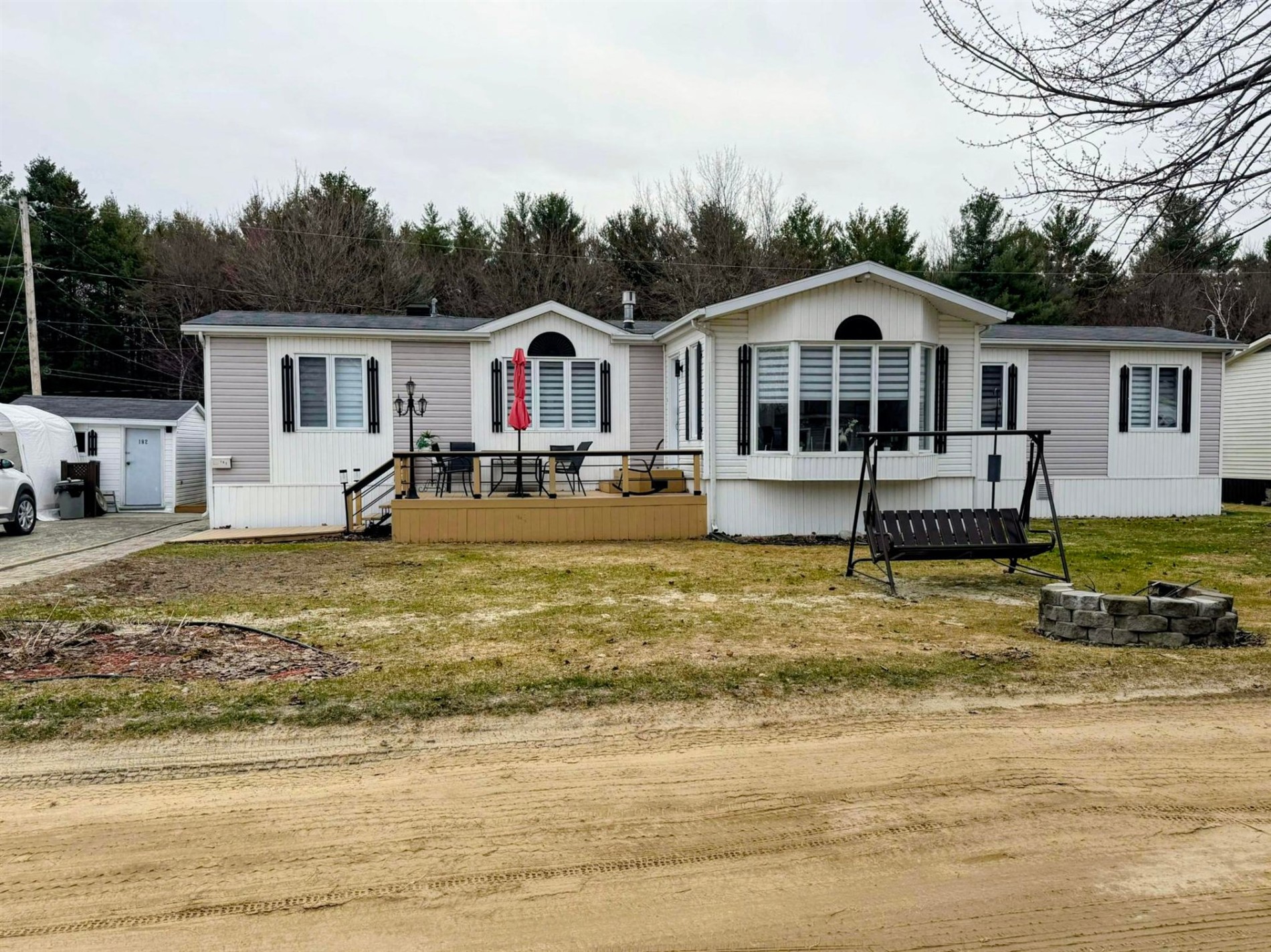 182-7111 Ch. du Curé-Barrette — photo 1