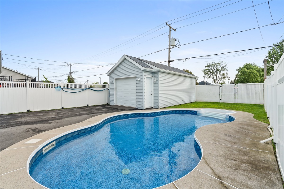 Maison de plain-pied, Saint-Lin/Laurentides, photo 2 de 40
