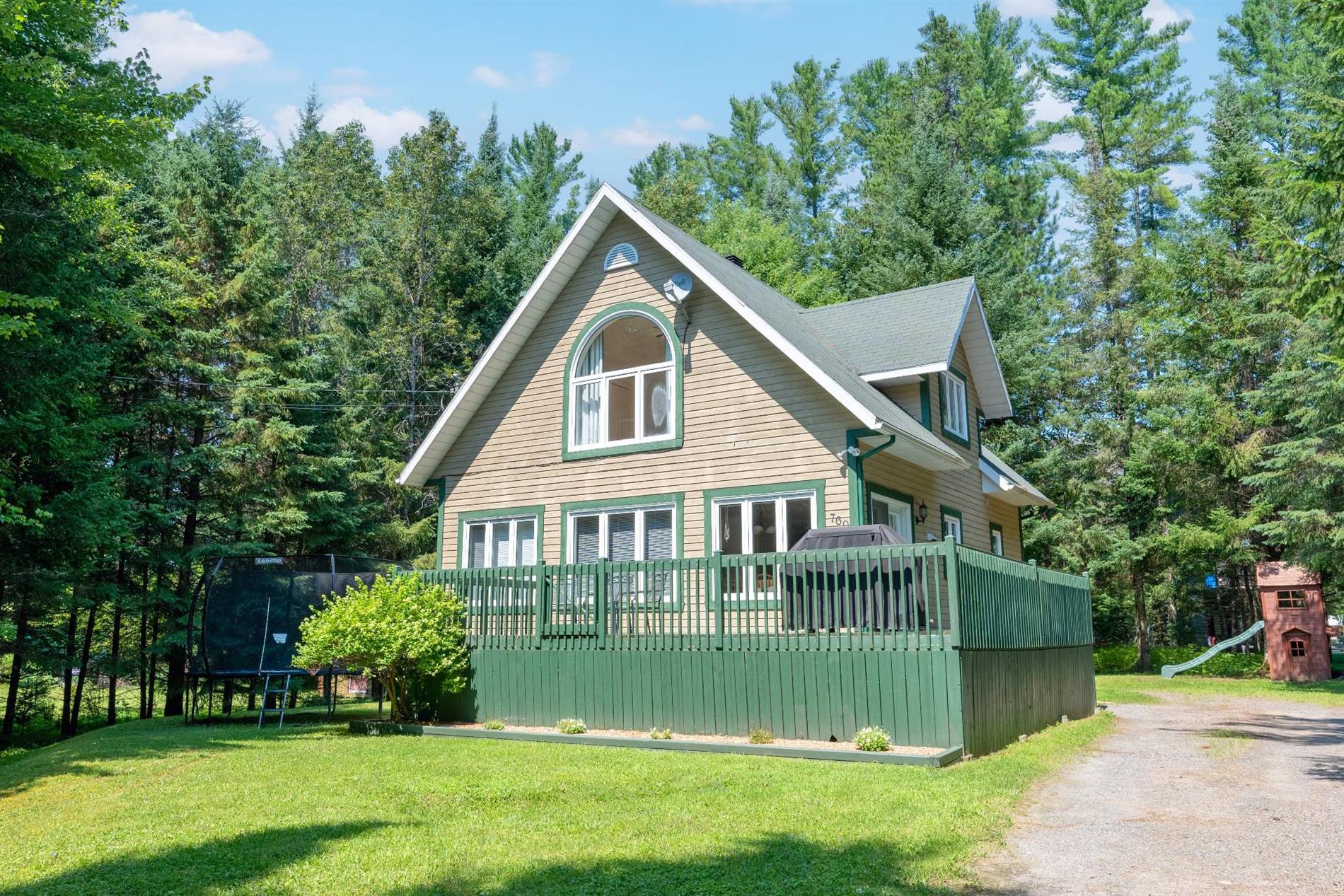 760 Ch. de la Forêt-Noire — photo 1