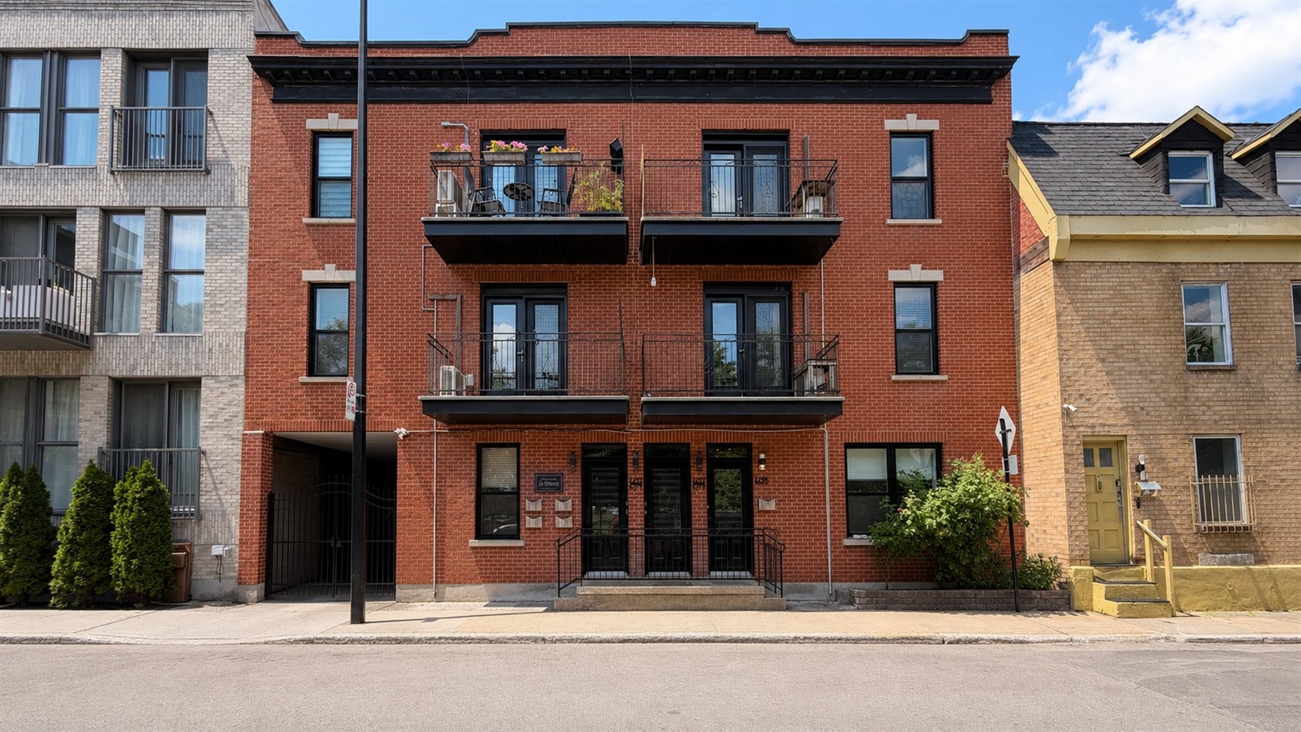2377 Rue Jean-Langlois — photo 1