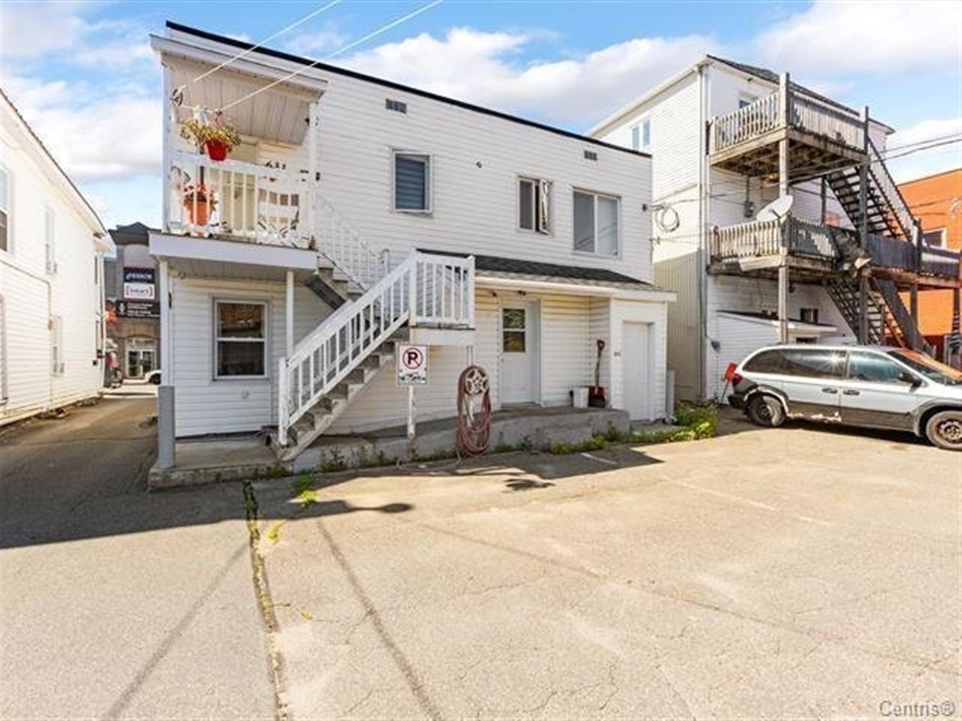 625-631 Av. de Grand-Mère — photo 3