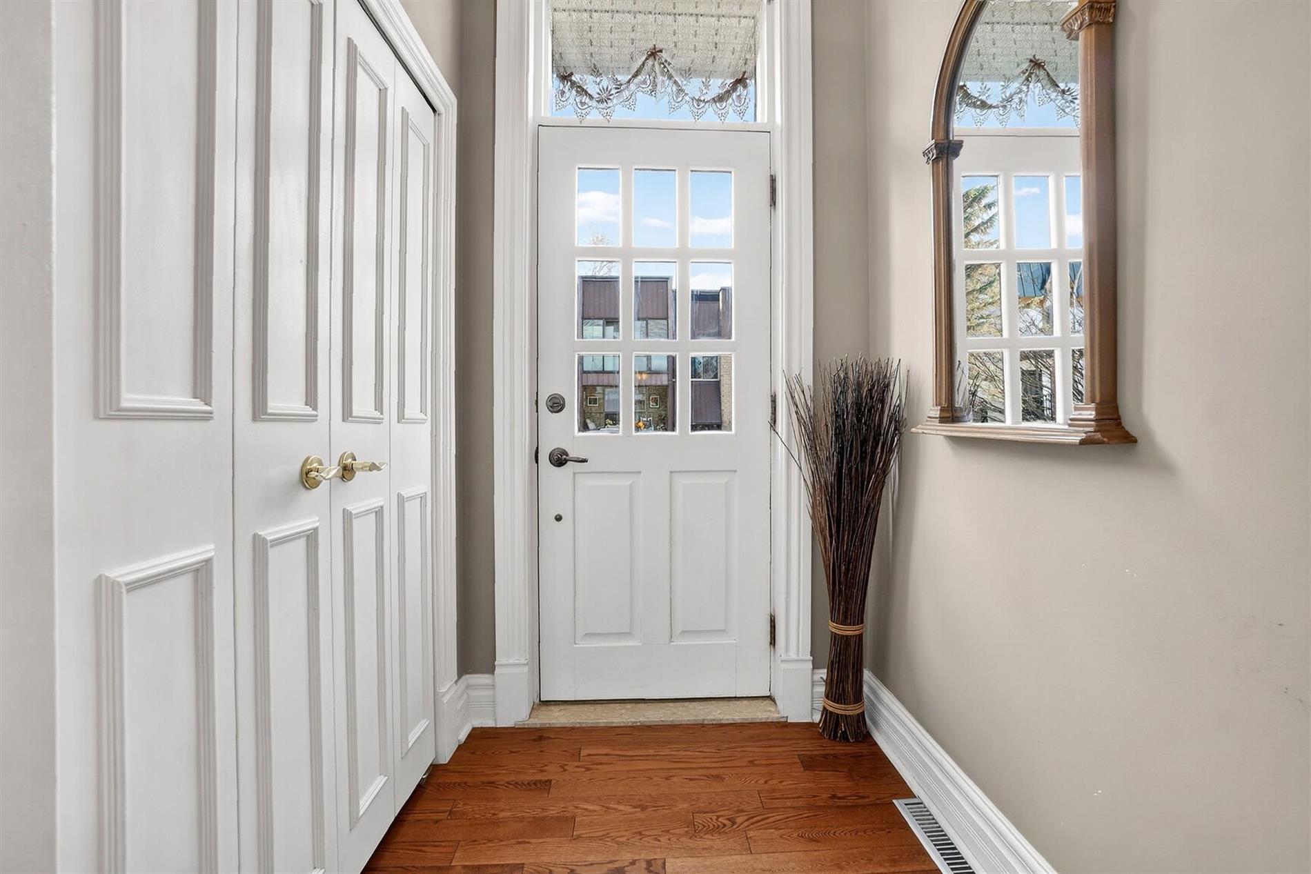 555 Rue St-Alexandre — photo 2