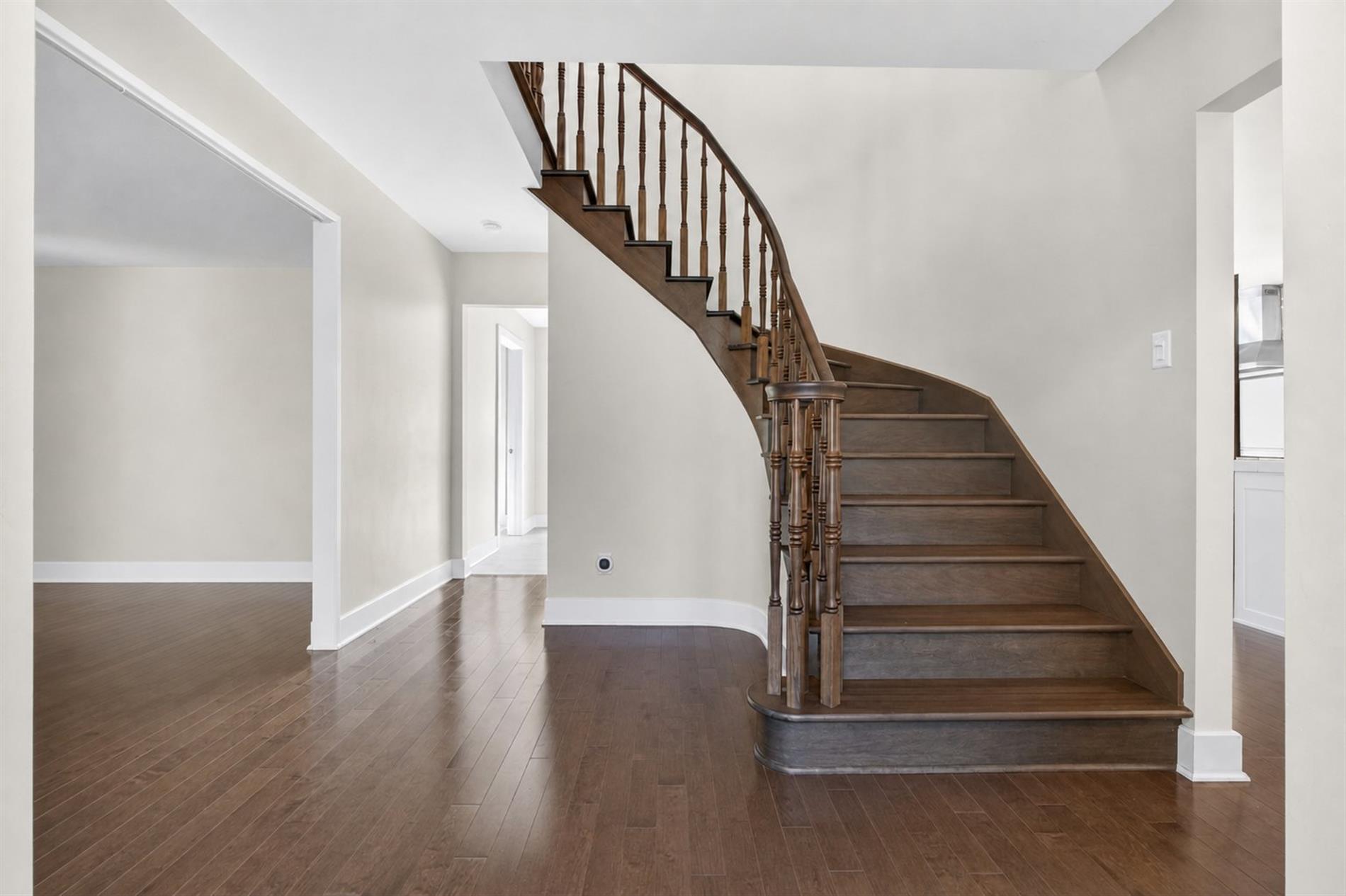 2240 Av. O'Brien — photo 3