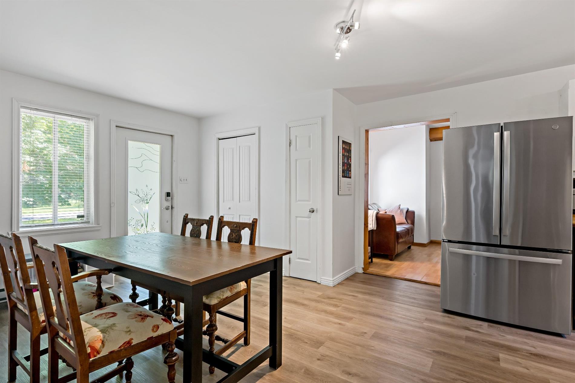 1345 Rue St-Roch — photo 3