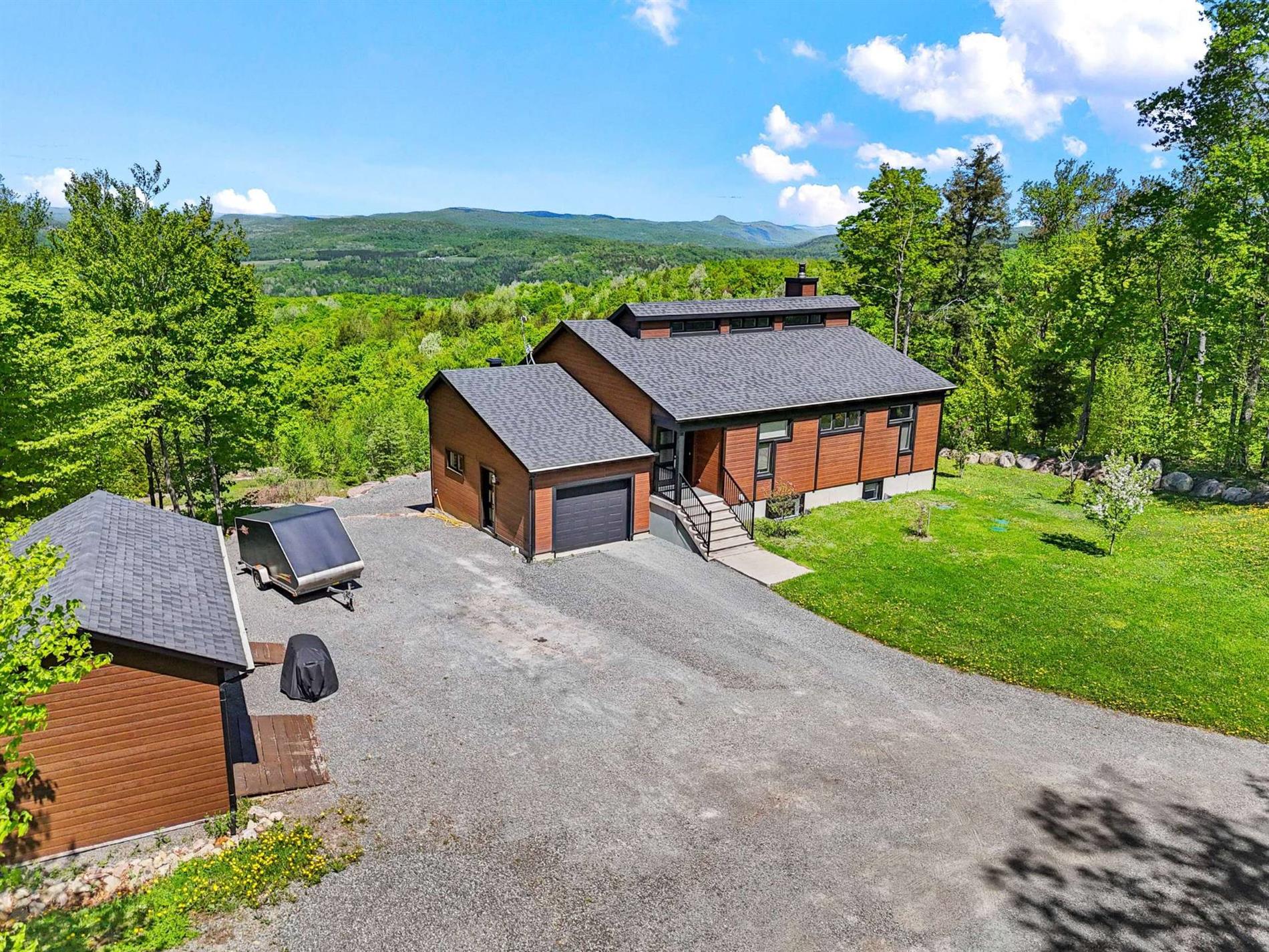 36 Ch. du Sommet-de-la-Vallée — photo 1