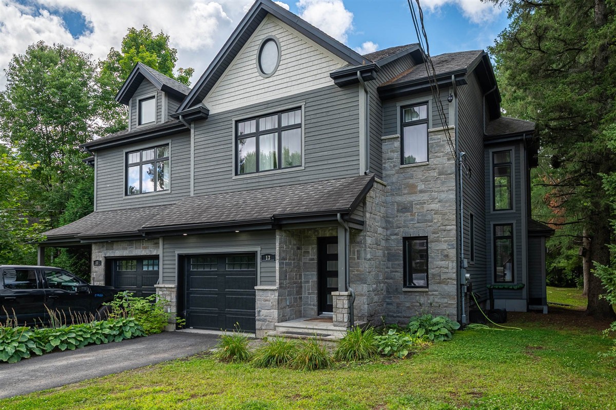 Maison à étages - 13 Av. Hochar, Saint-Sauveur
