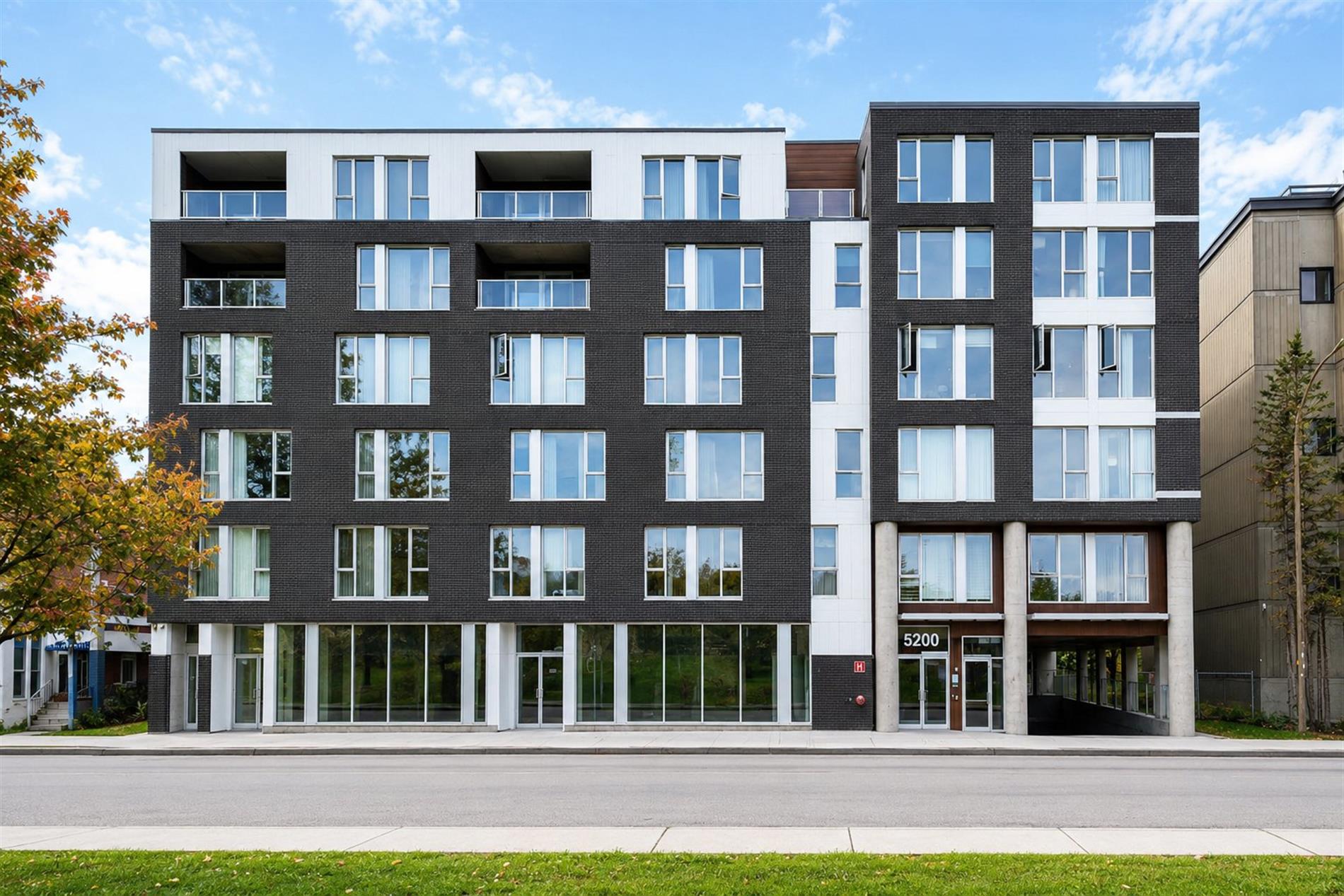 B107-5200 Av. Gatineau — photo 1