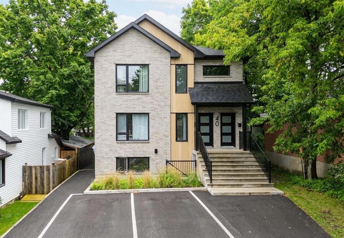 Triplex - 40 10e Avenue, Deux-Montagnes
