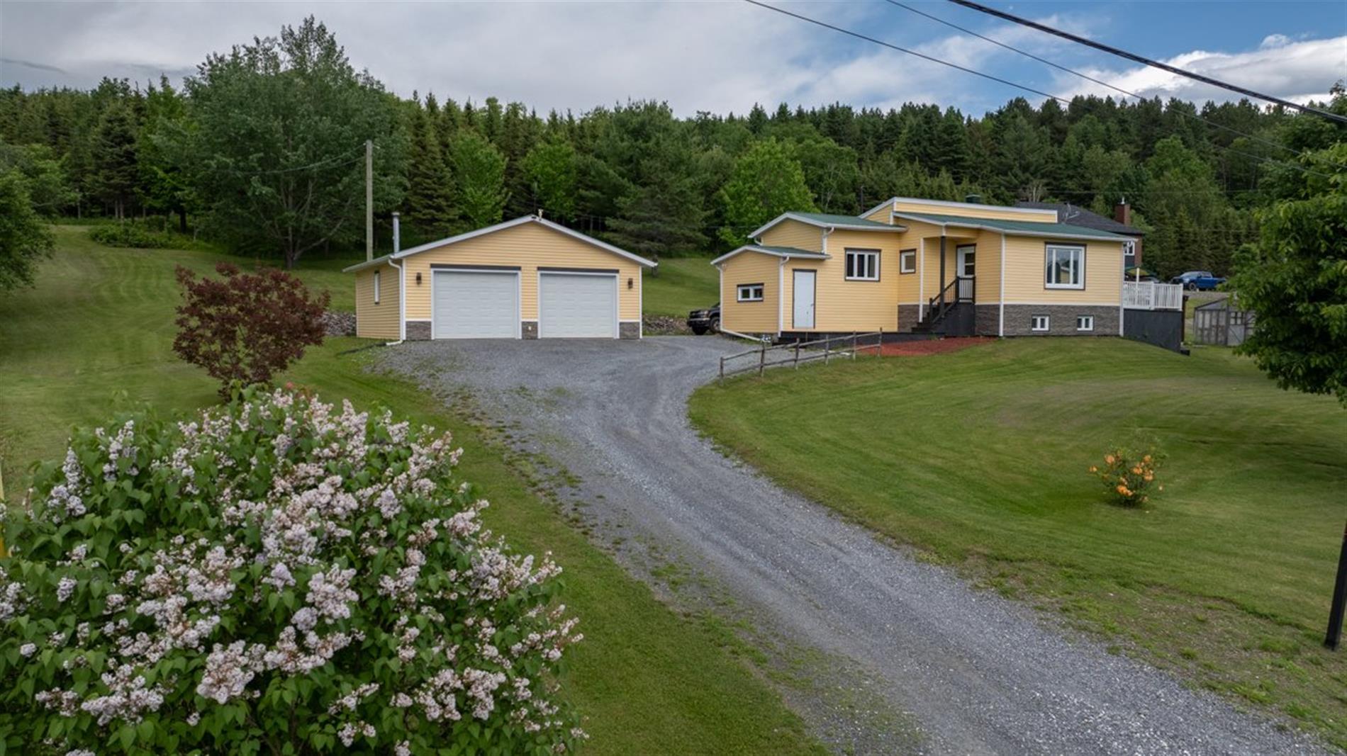 250 Ch. du Lac — photo 1