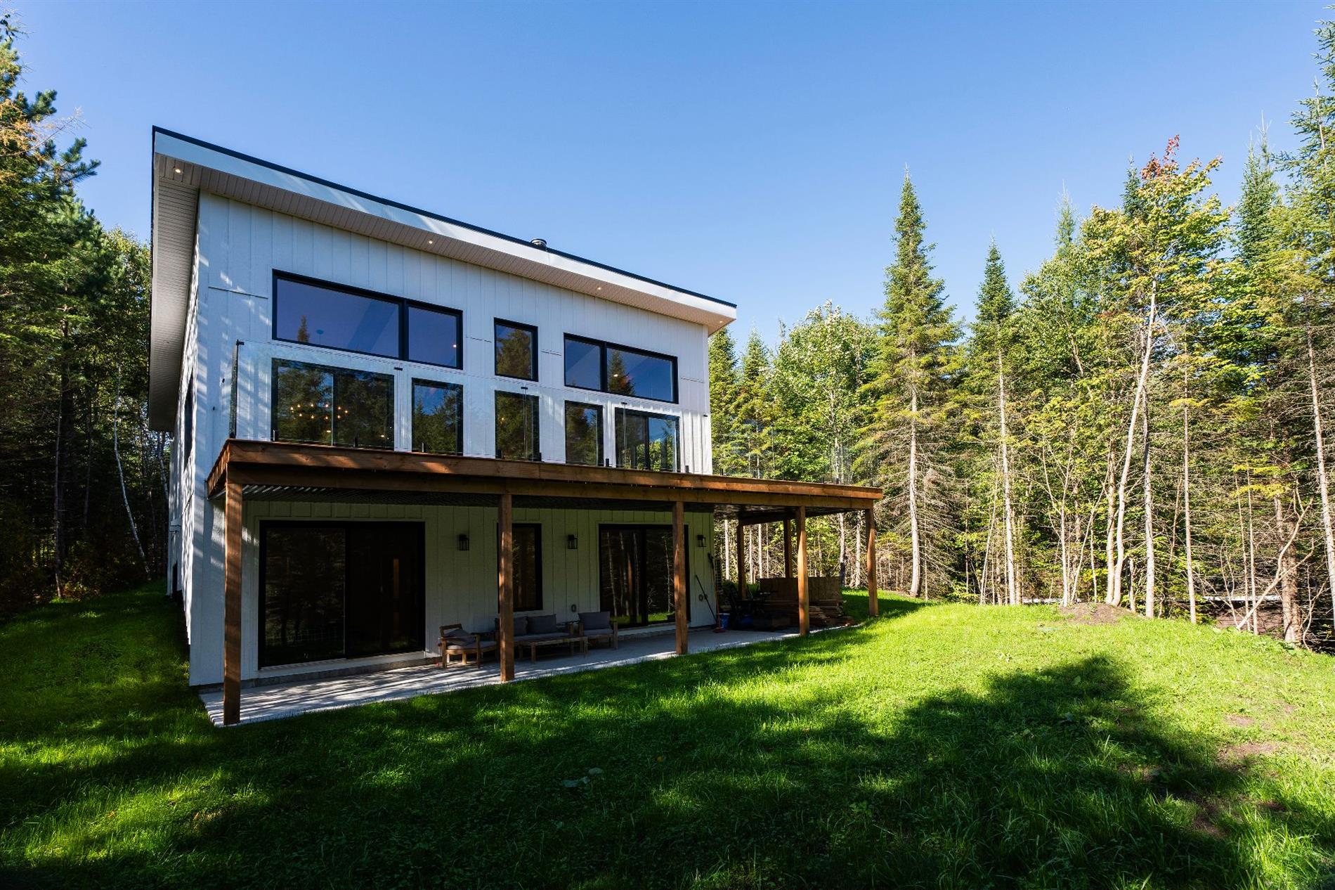 2024 Ch. du Lac-des-Trois-Frères — photo 1