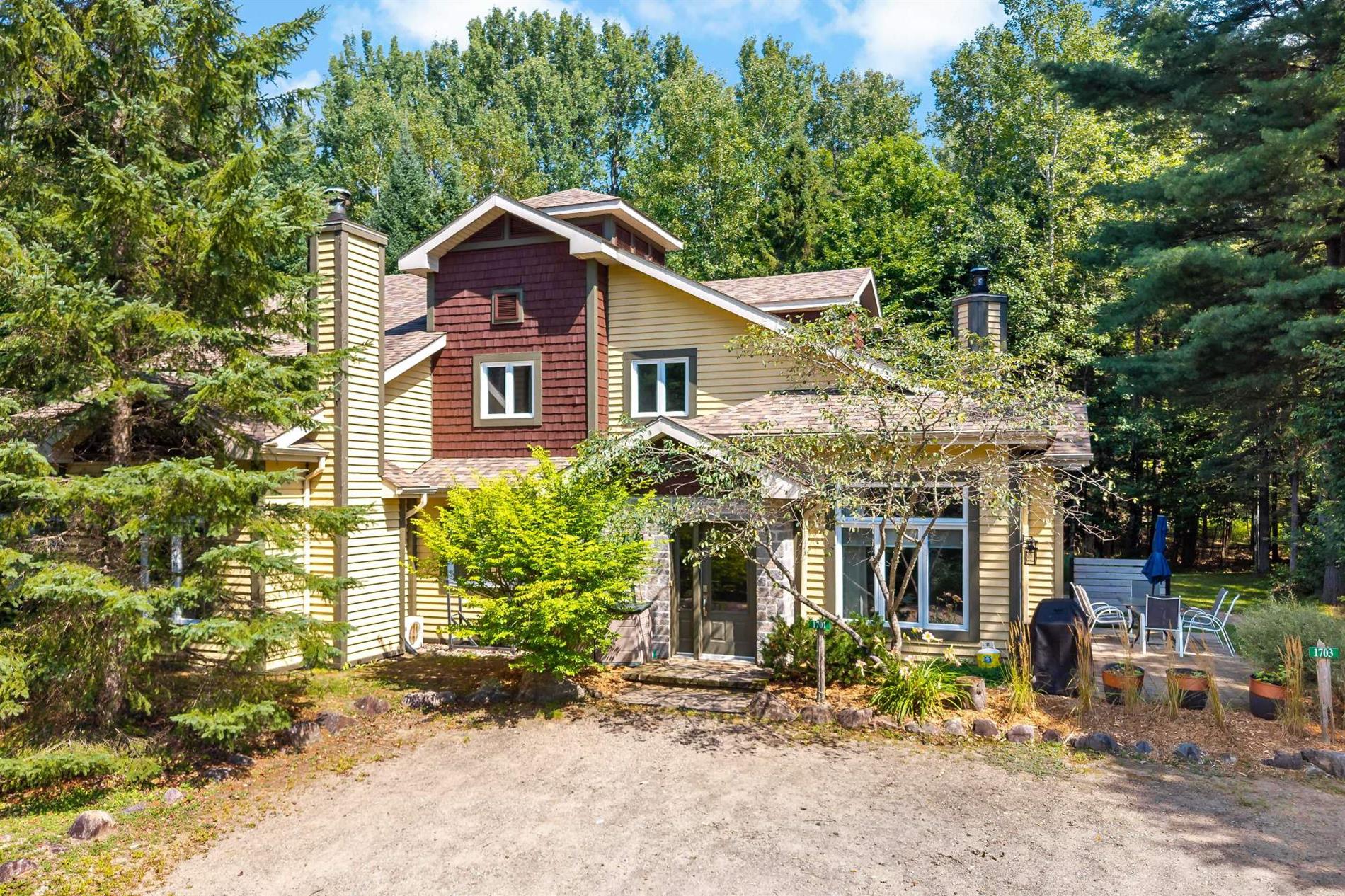 1701 Ch. du Golf — photo 1