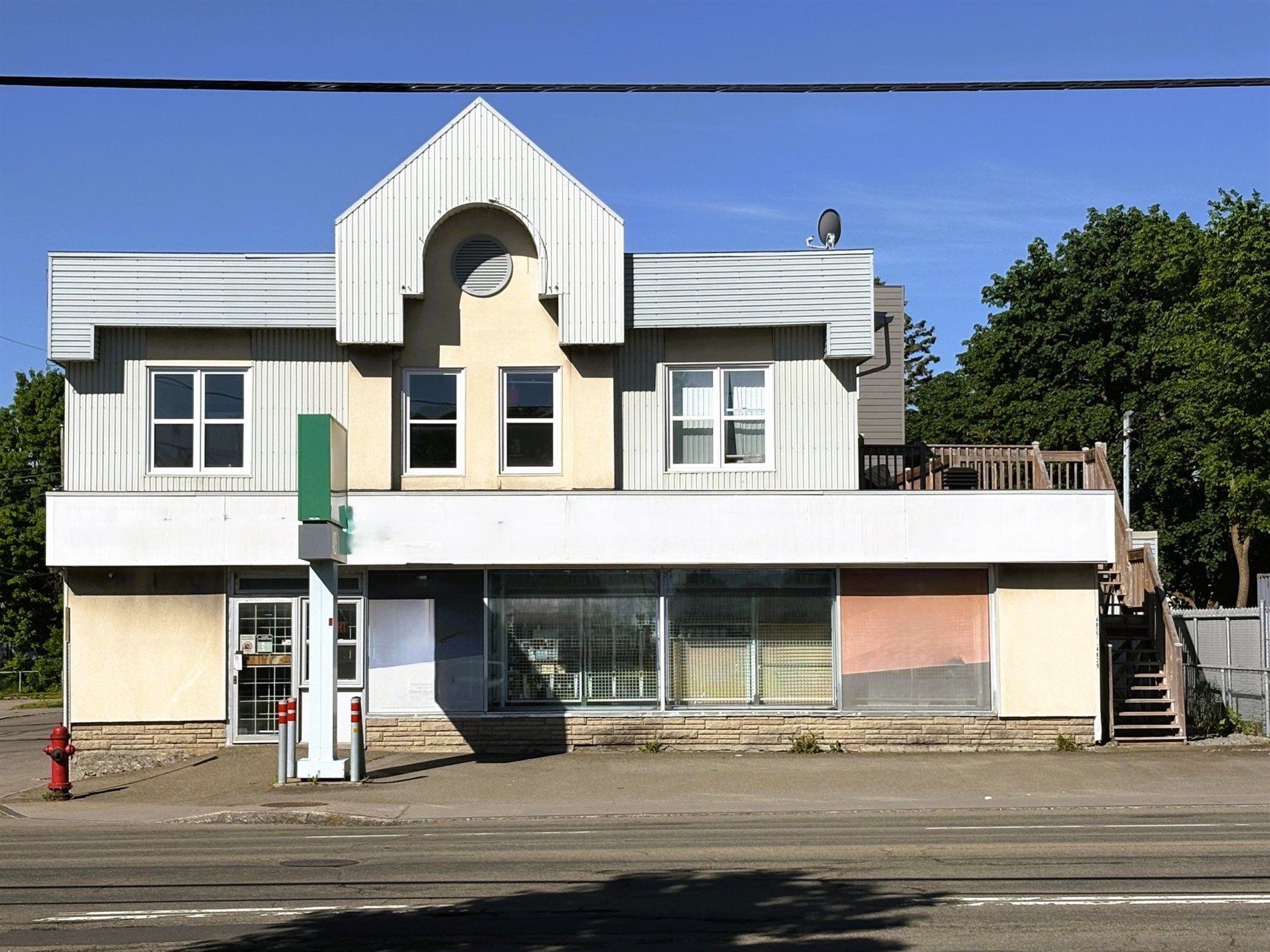 4825-4831 1re Avenue — photo 3