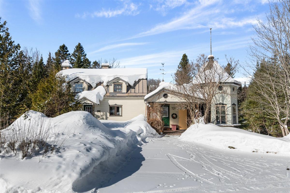 Vue 1 de la propriété réf. 19583779 – 720 Rue du Hibou-Blanc J8B 3J1
