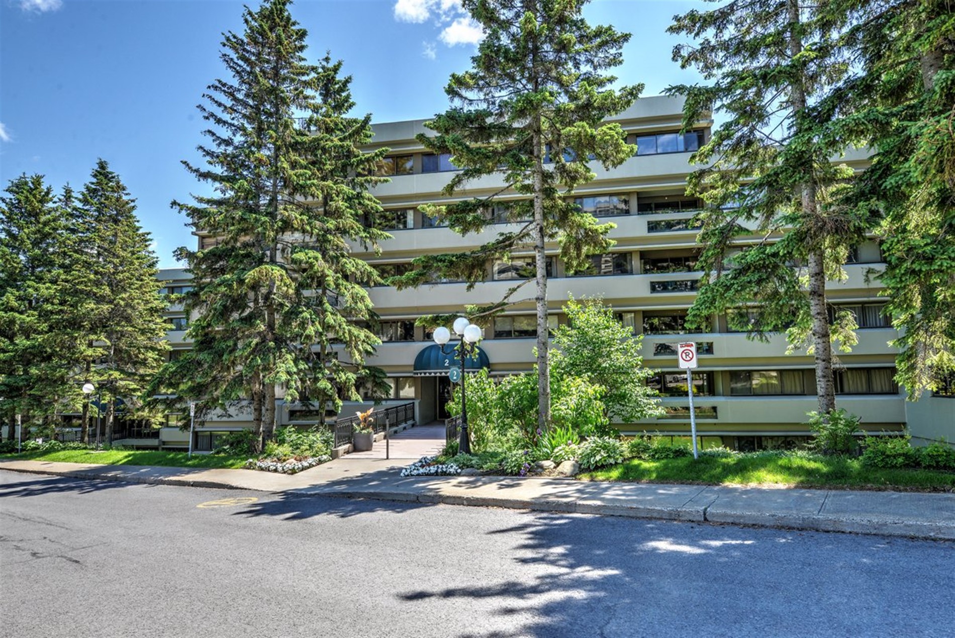 706-2 Rue des Jardins-Mérici — photo 1