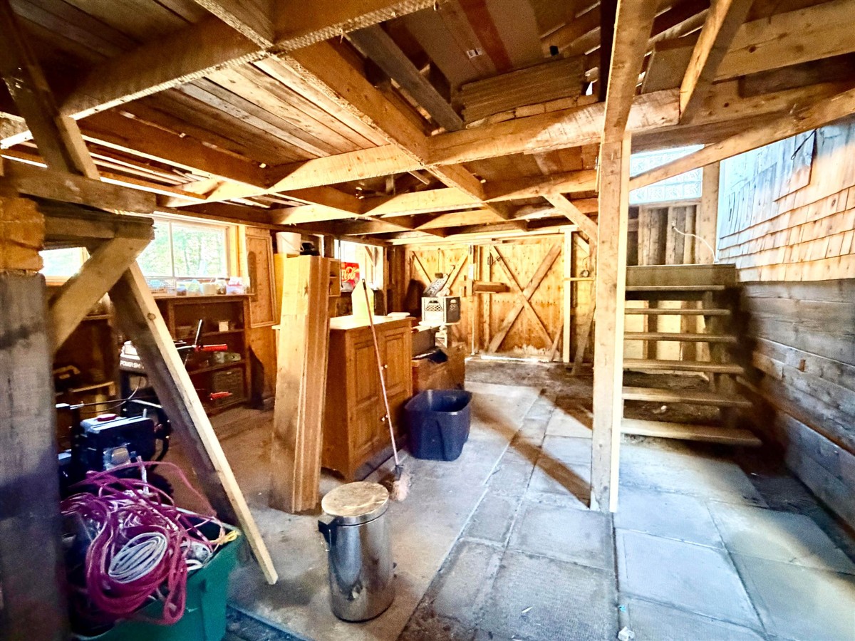 Photo 23