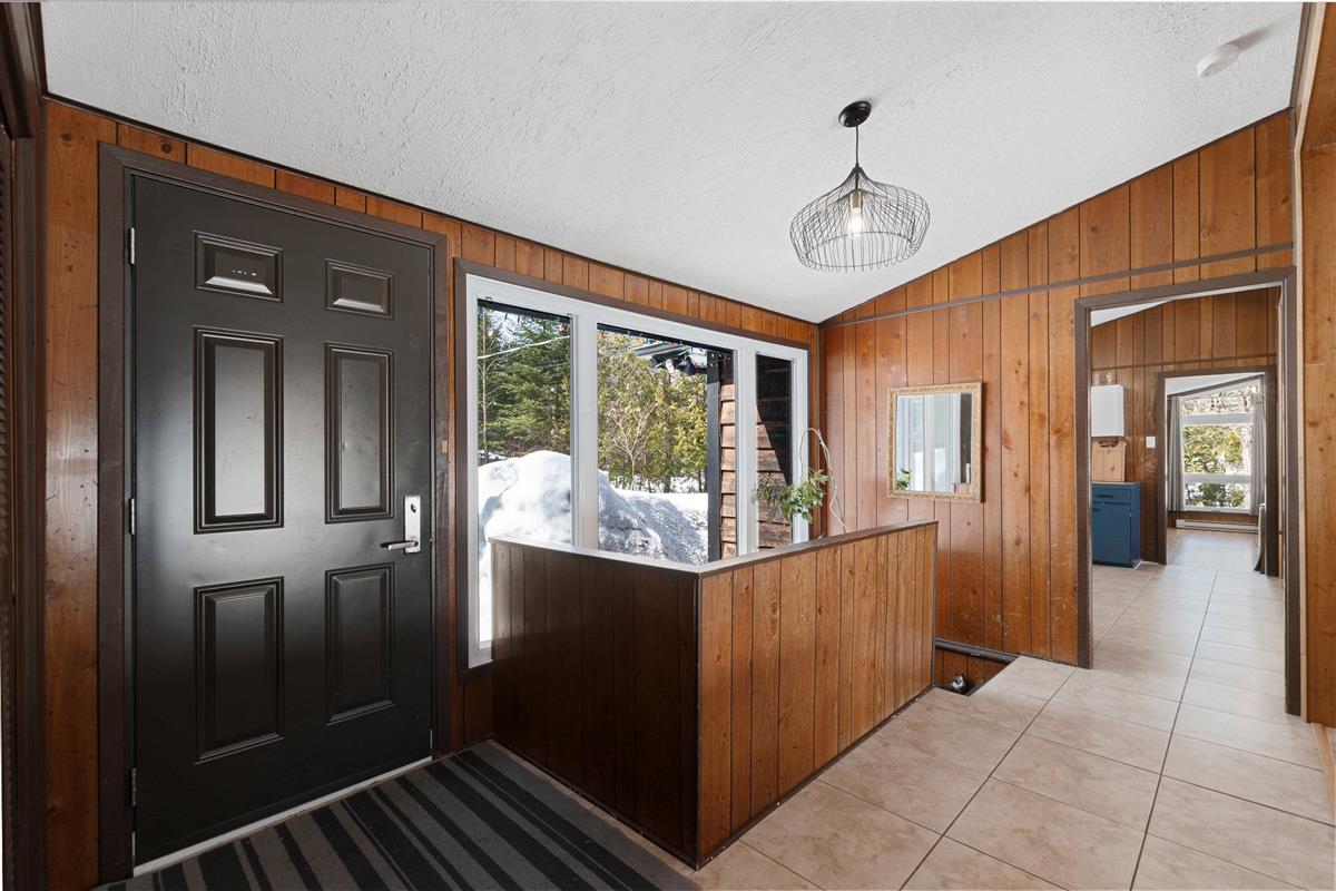 Vue 8 de la propriété réf. 12820780 – 1208 Ch. de Ste-Anne-des-Lacs J0R 1B0