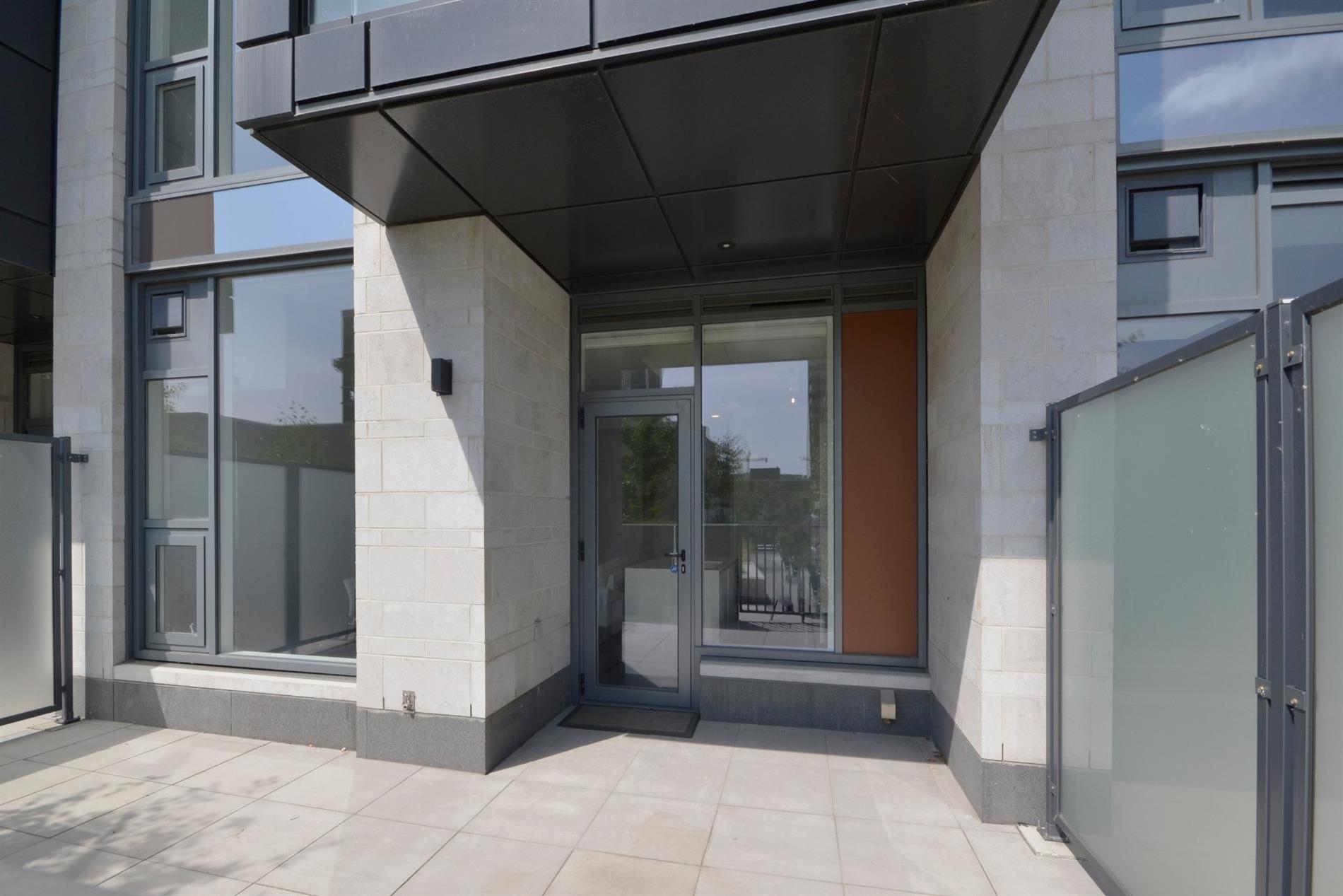 TH3-1188Z Rue St-Antoine O. — photo 3