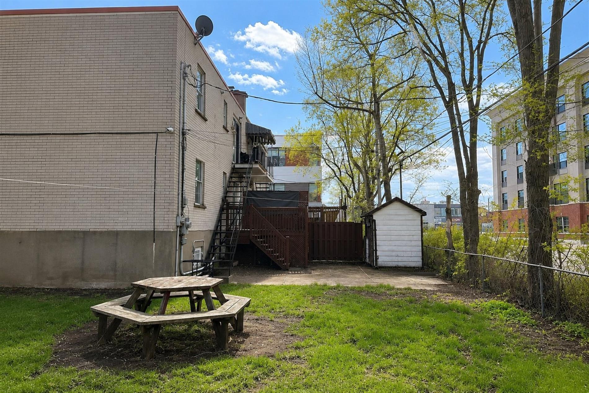 841 Place Darieux — photo 2