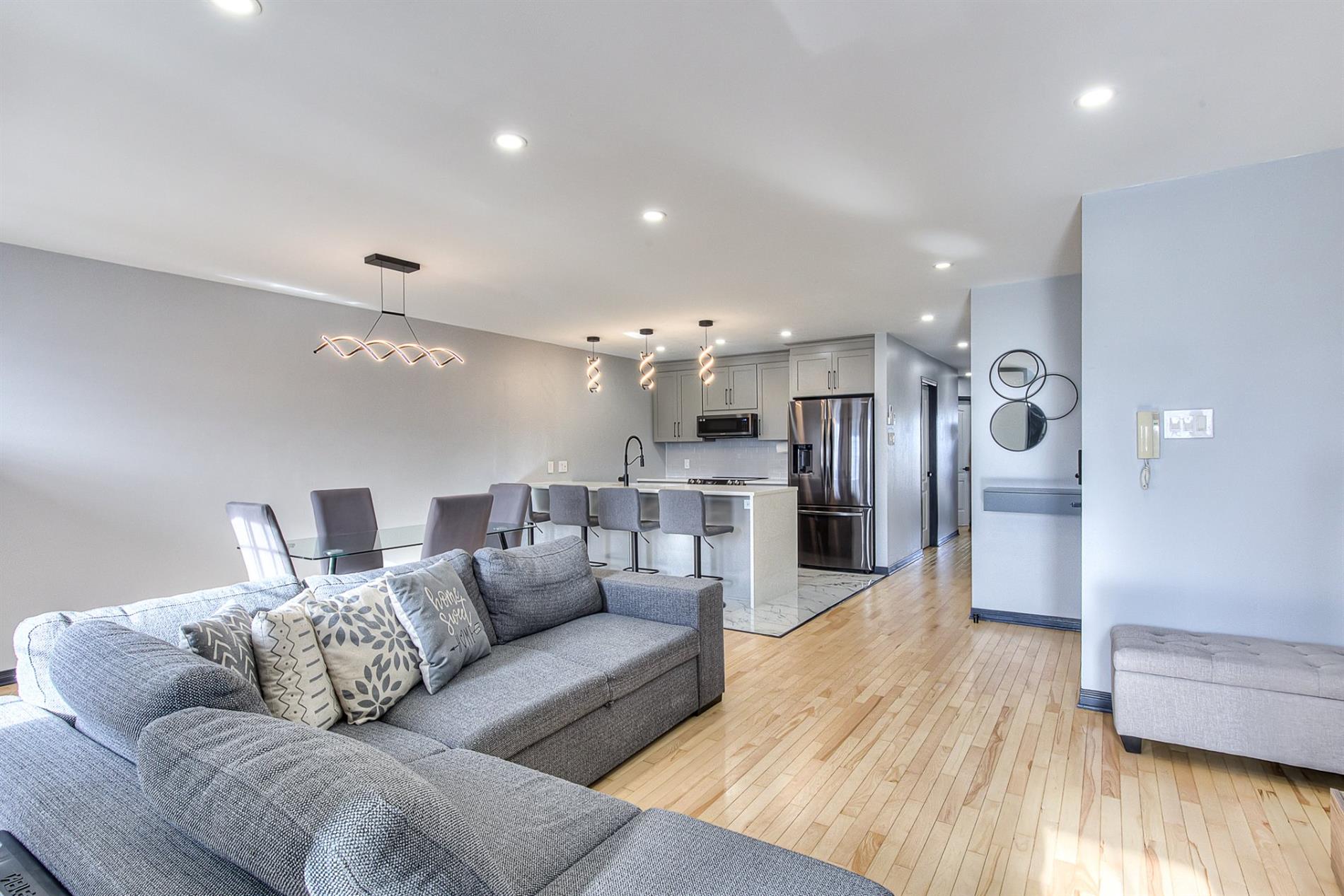 6-410 Rue Sherbrooke — photo 3