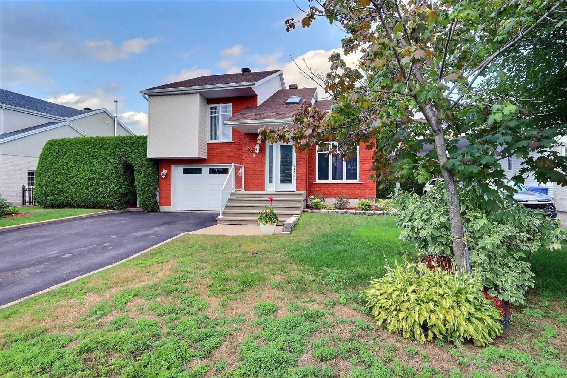 3820 Rue de Cherbourg — photo 2