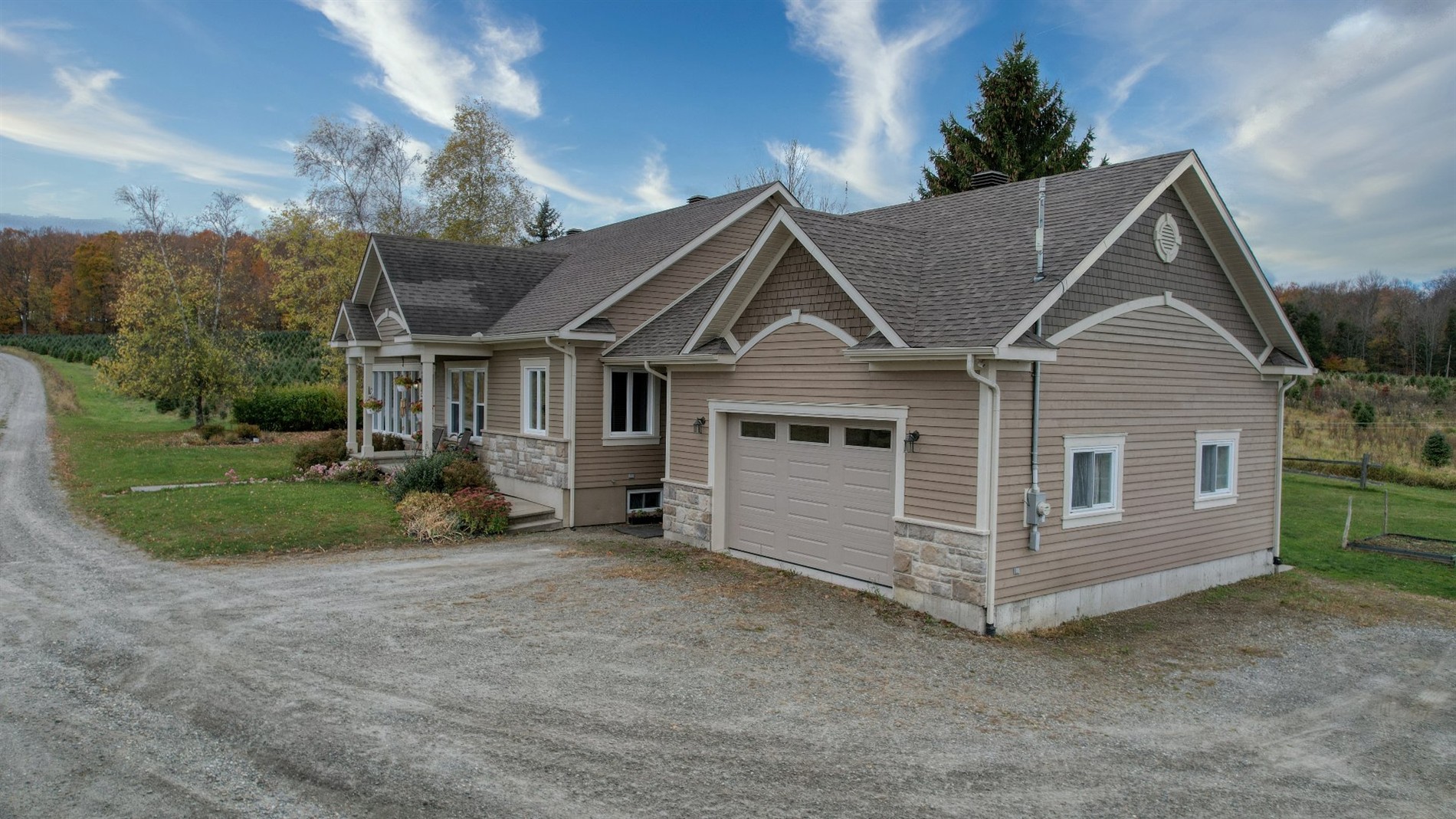 5825 Ch. Therriault — photo 2