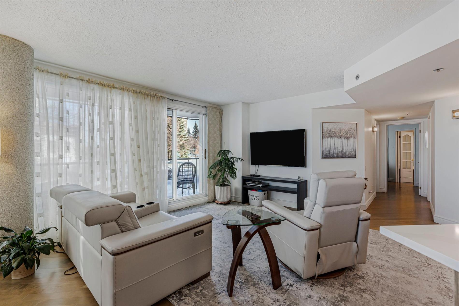 102-8120 Boul. St-Laurent — photo 3