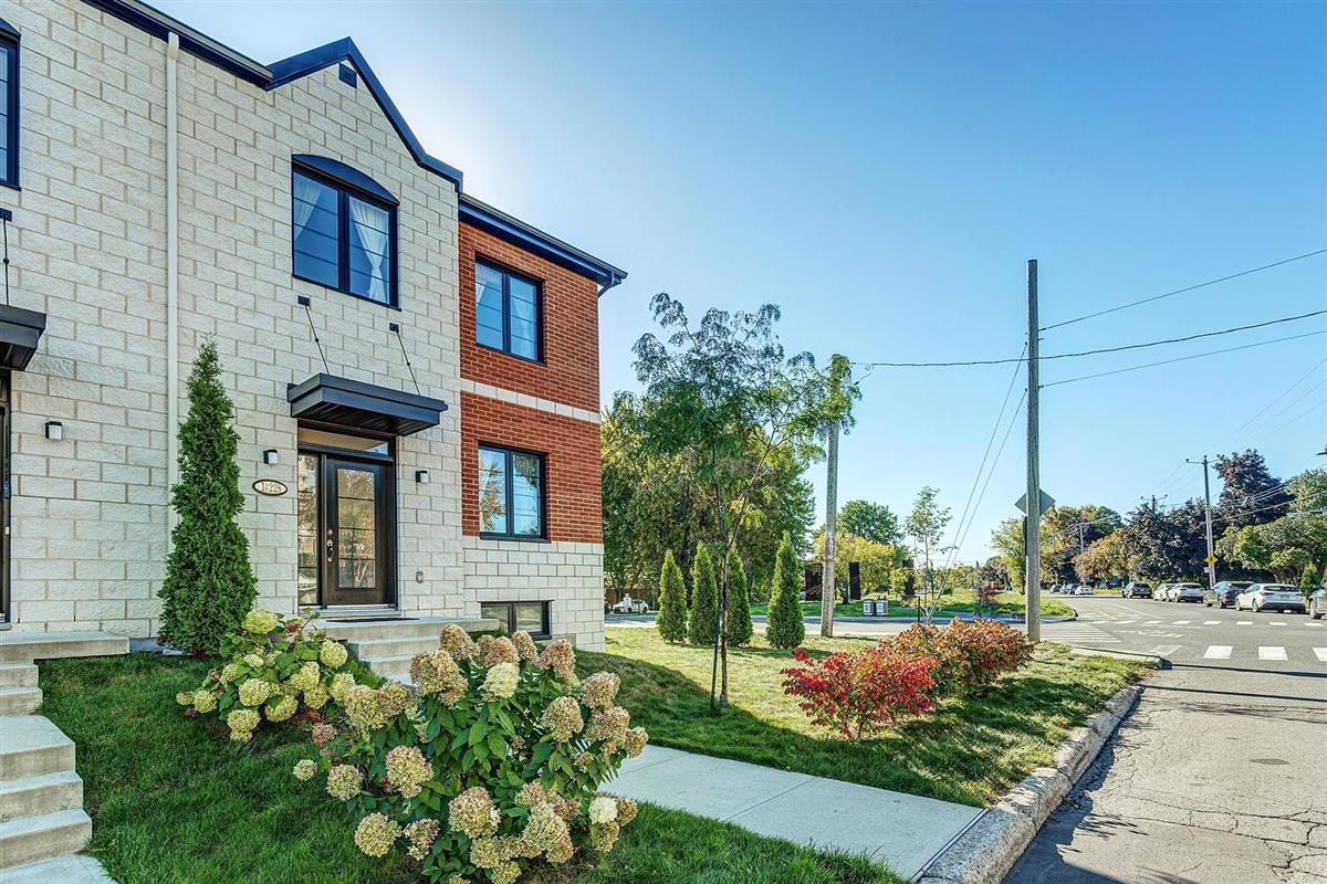 Maison à étages 14228 Rue Victoria, Montréal (Rivière-des-Prairies