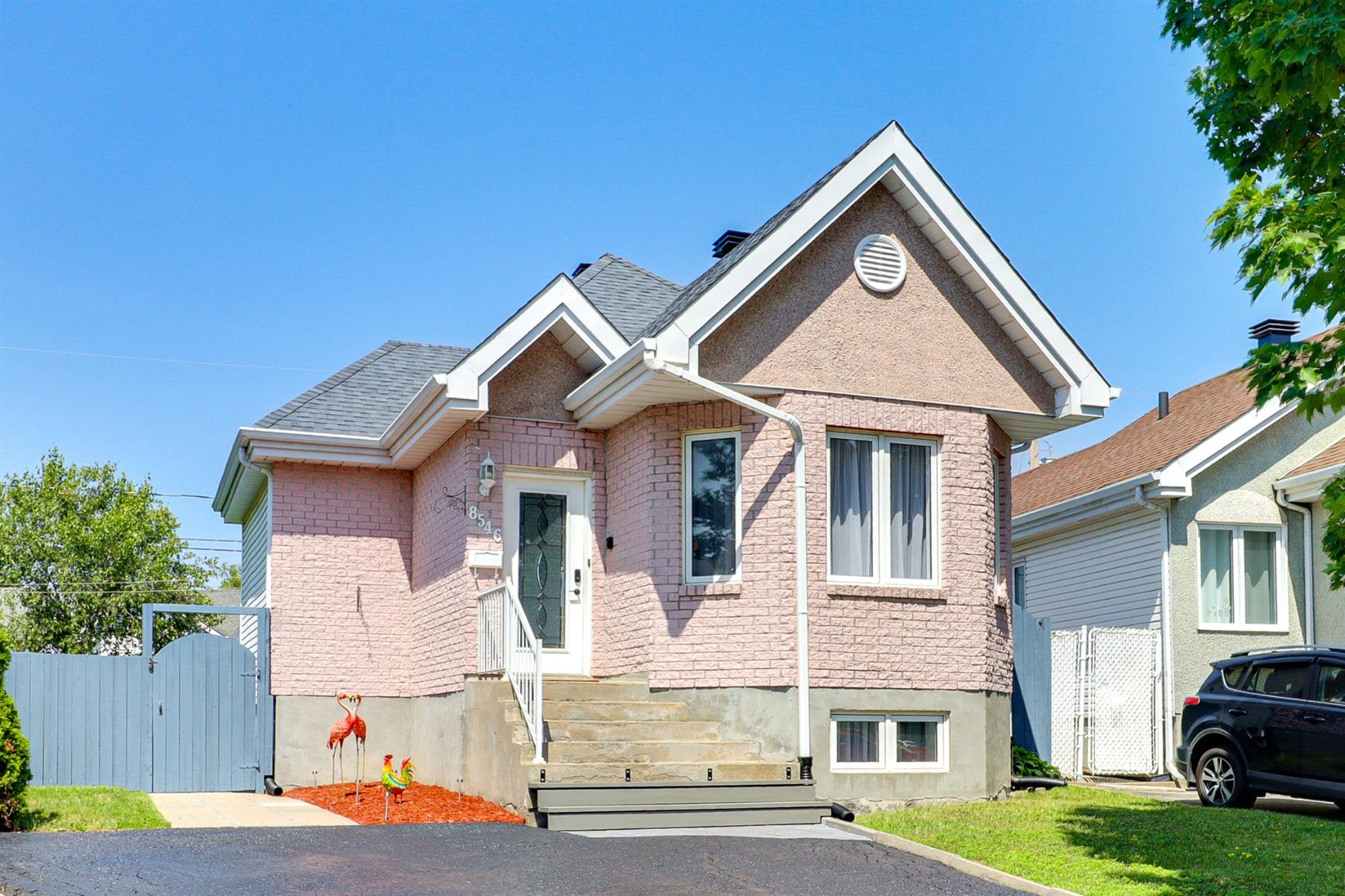 8546 Place Chartier — photo 1