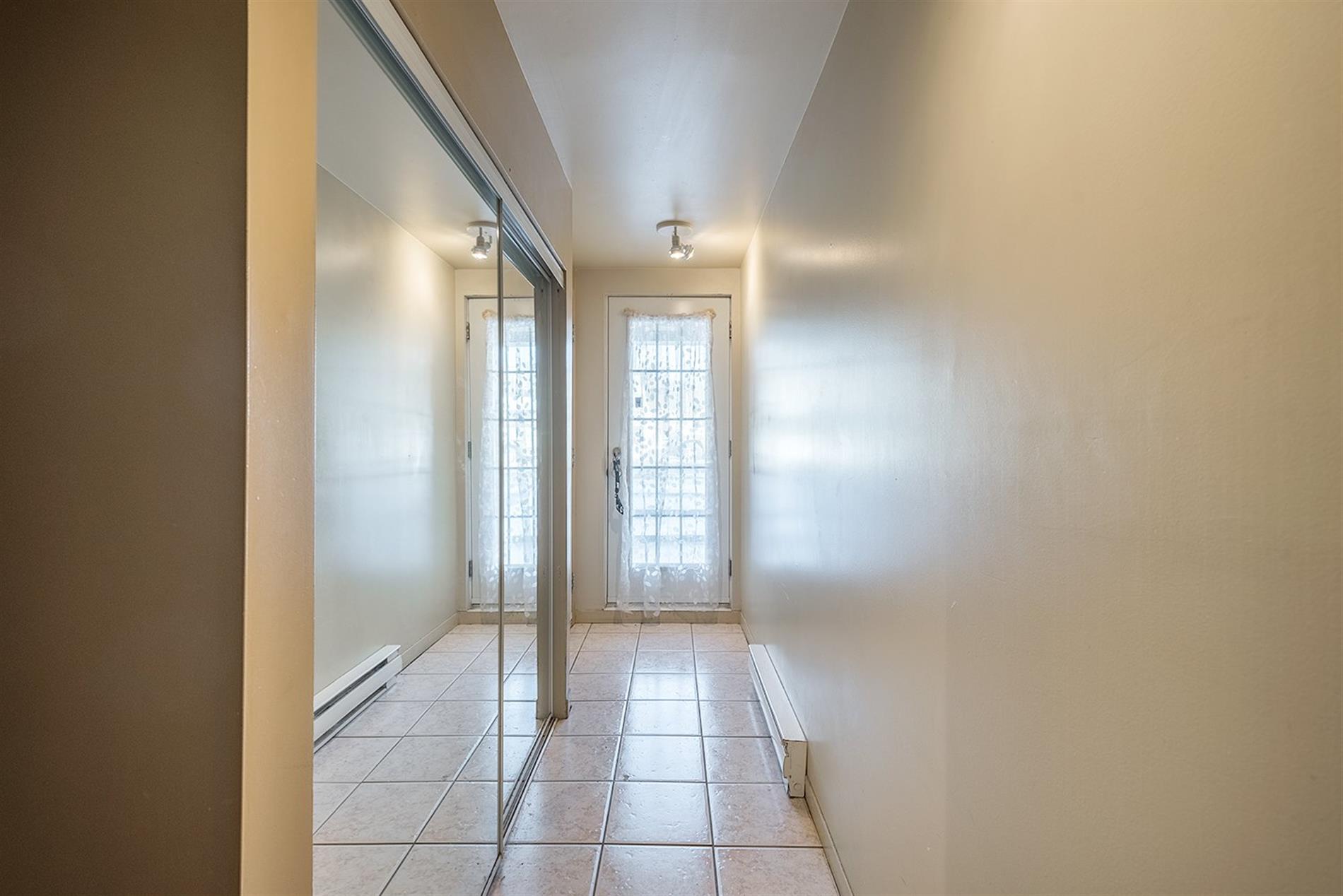 3164 Av. Hector — photo 3