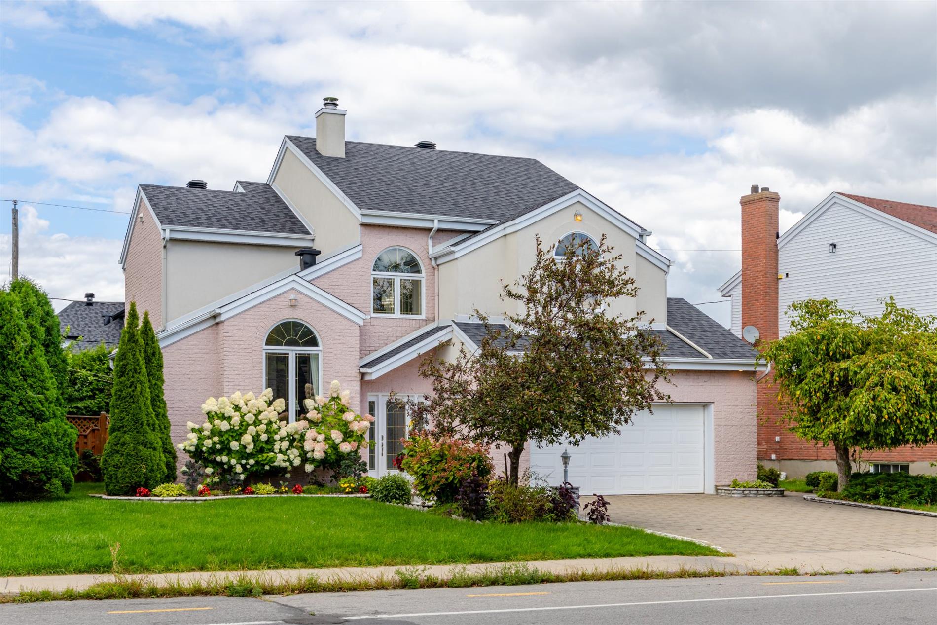 8550 Av. Oregon — photo 2