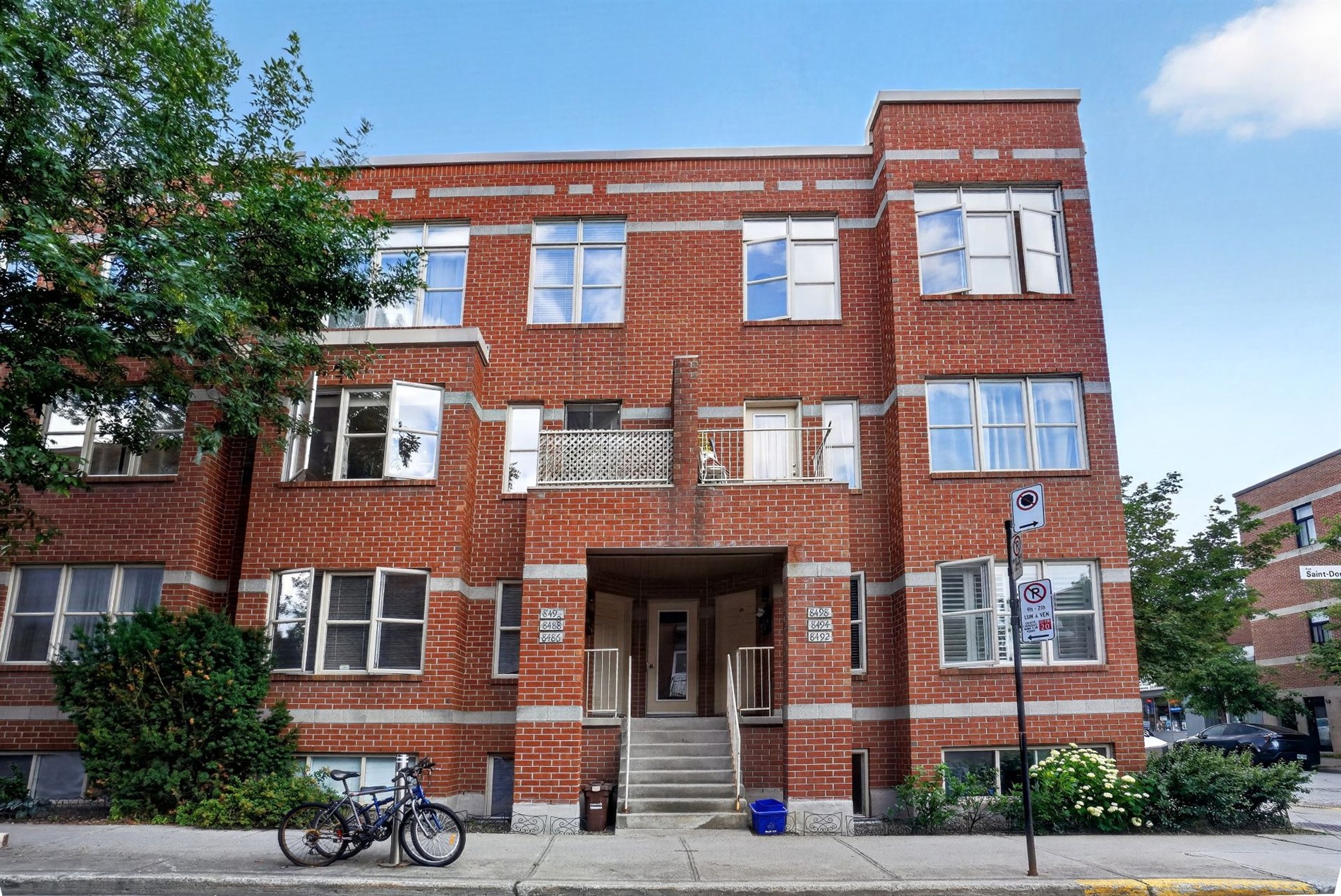 8492 Rue St-Dominique — photo 1