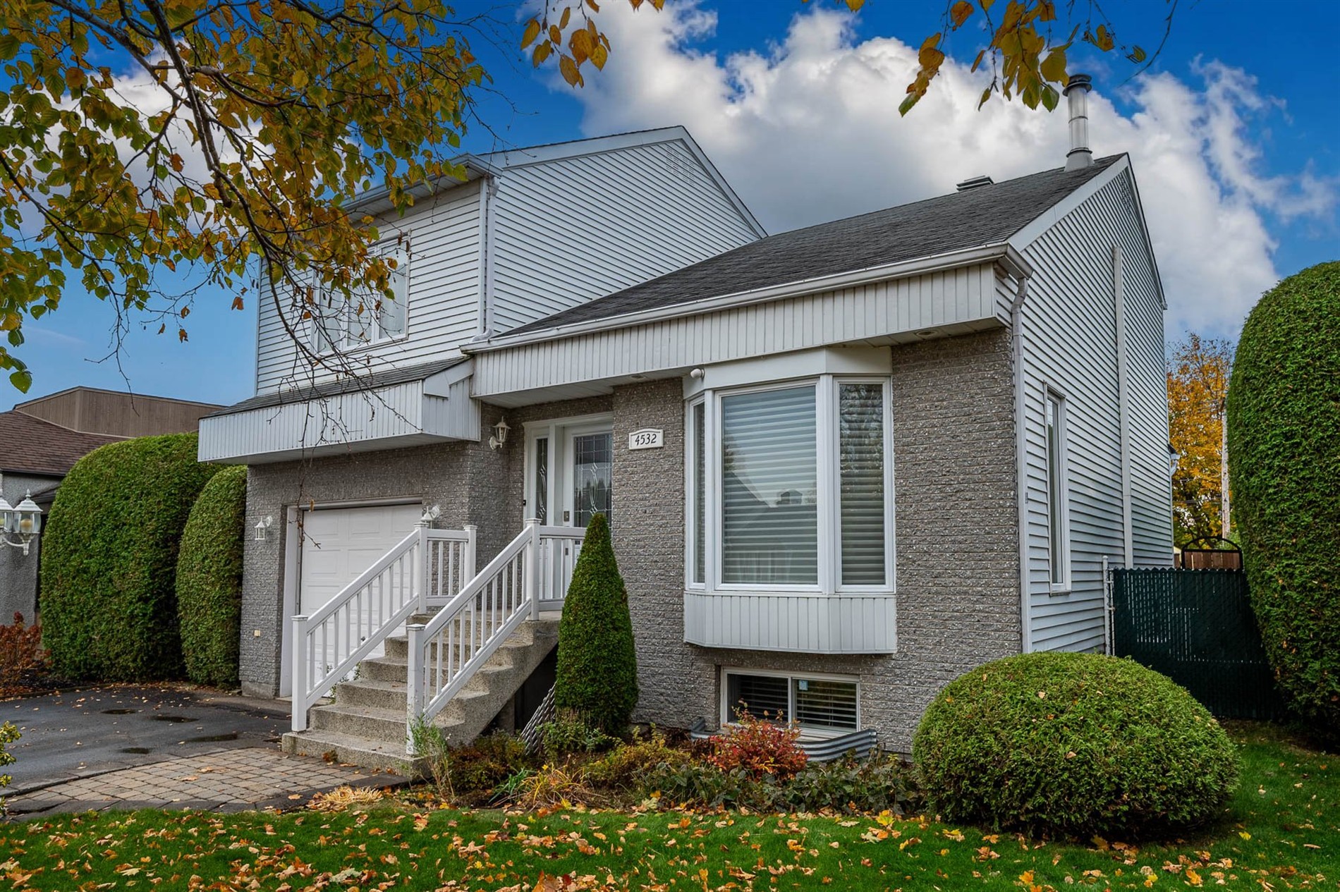 4532 Rue des Fleurs — photo 2