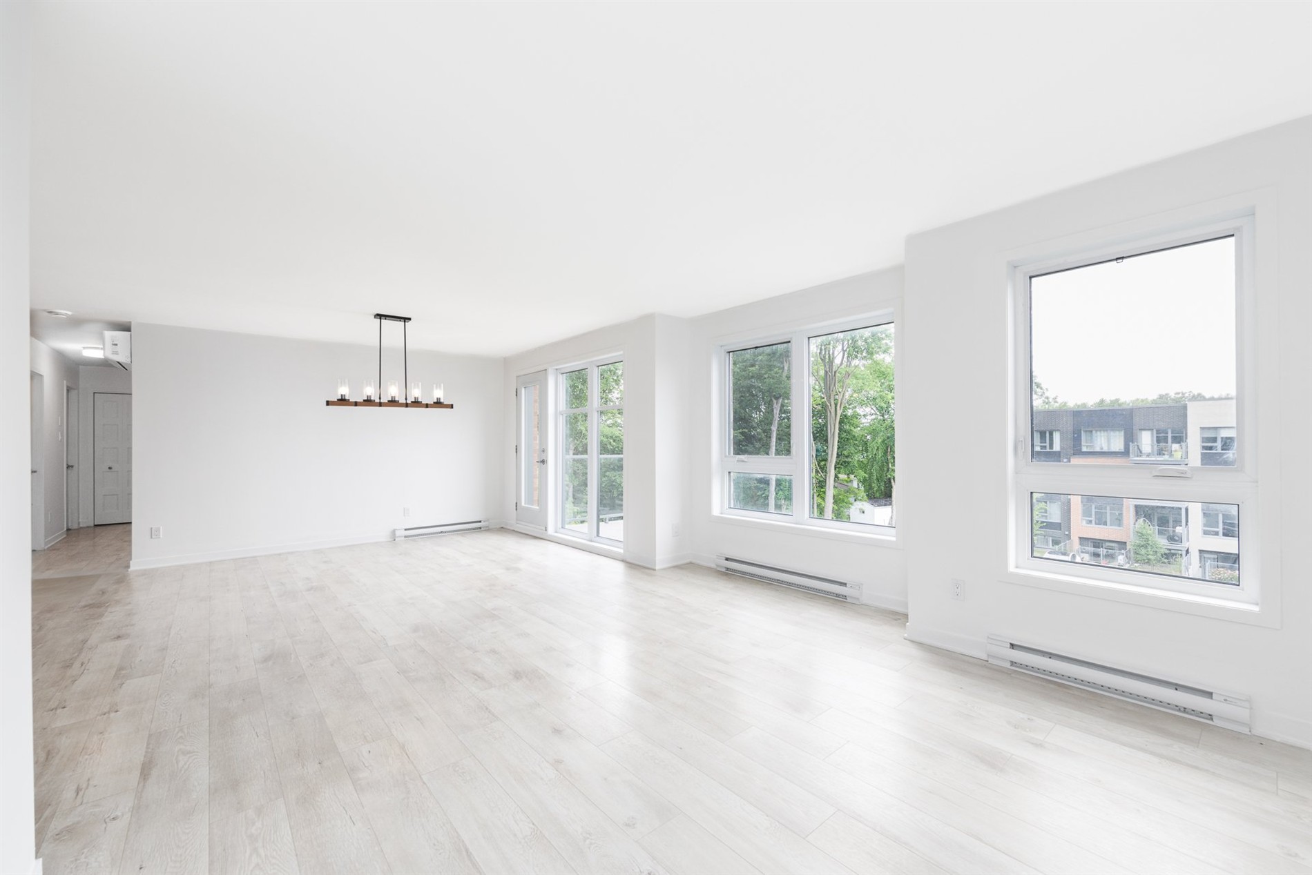 270 Rue de l'Harmonie — photo 1