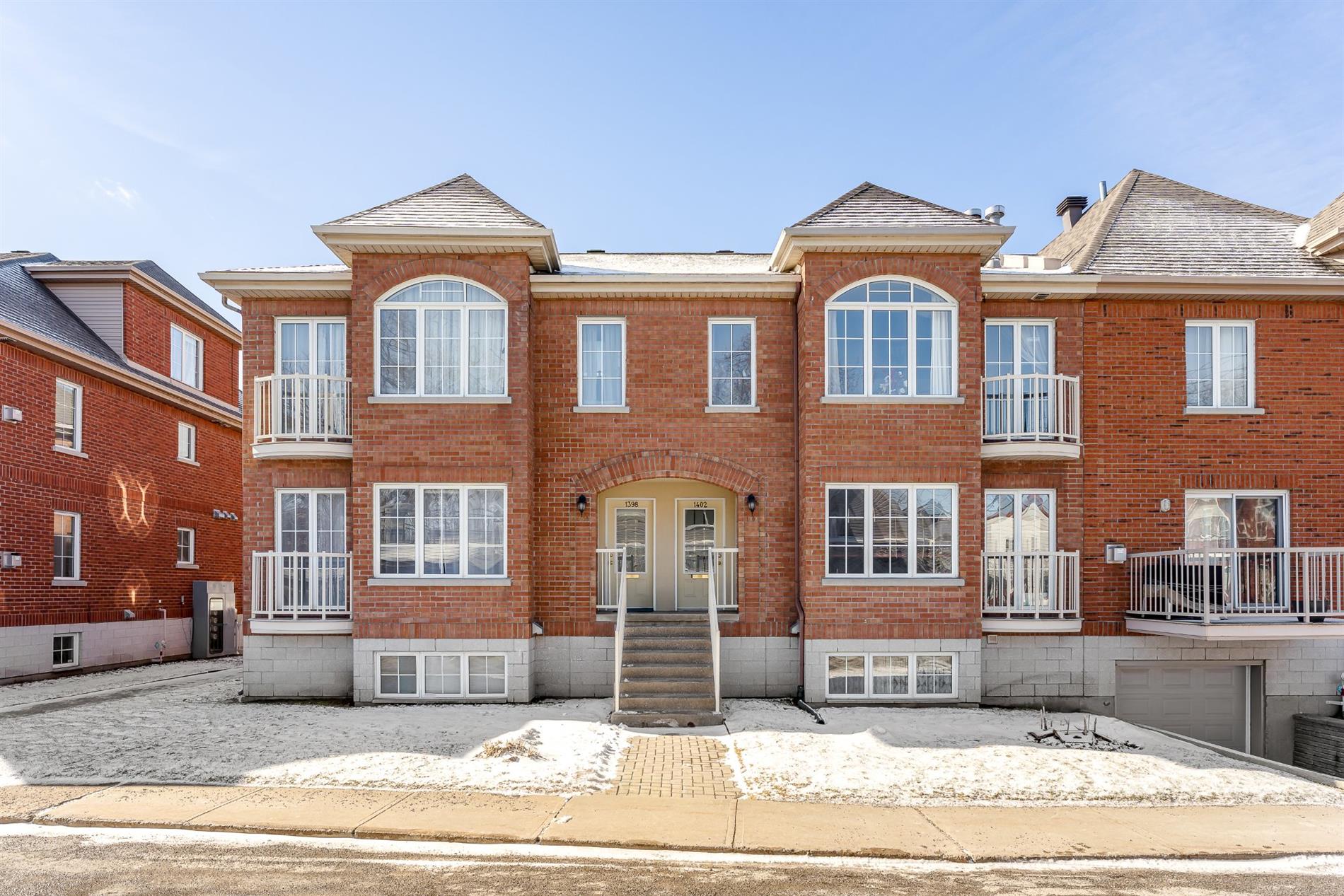 1402 Rue St-Louis — photo 1