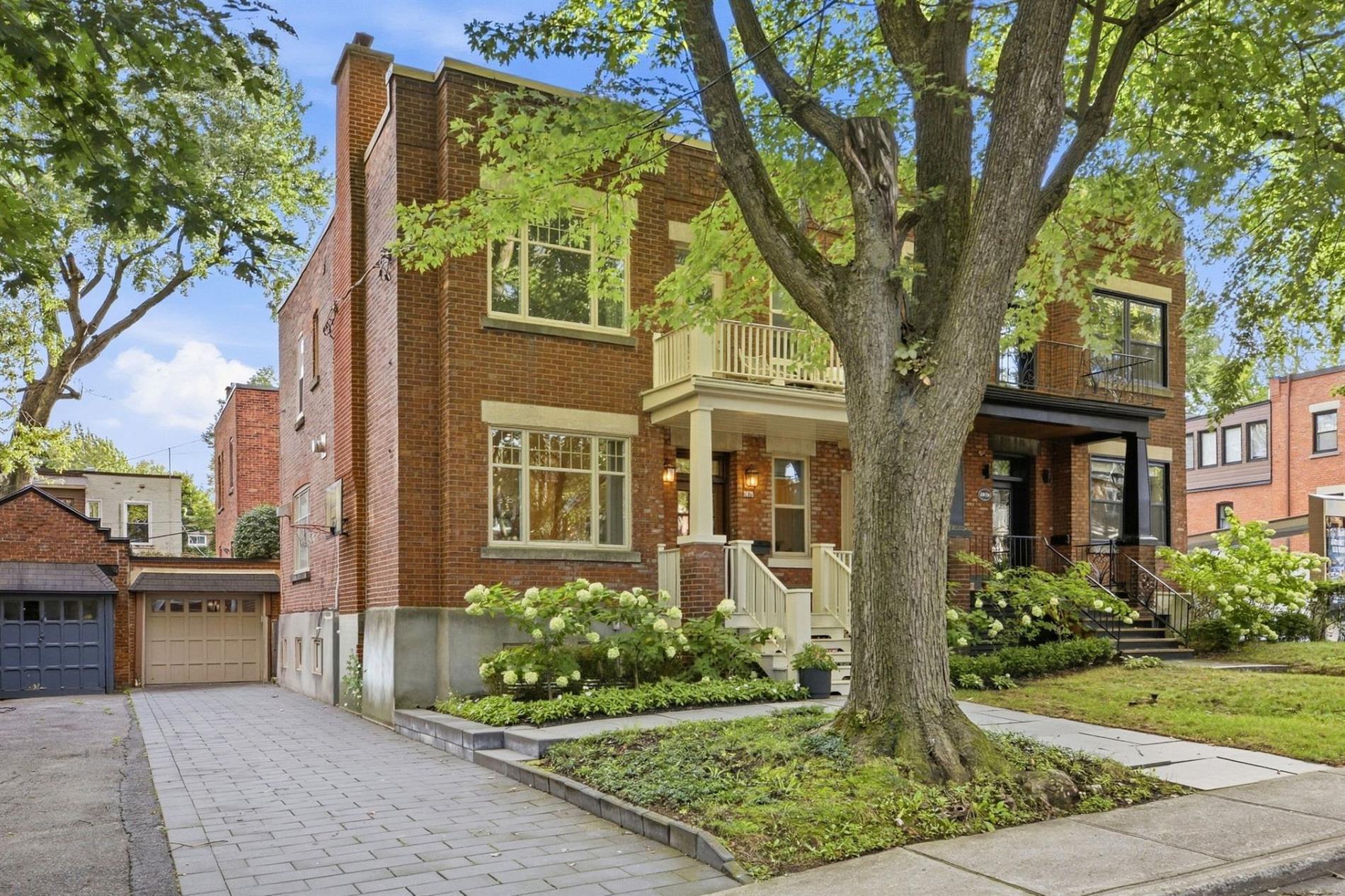 3870 Av. Harvard — photo 1