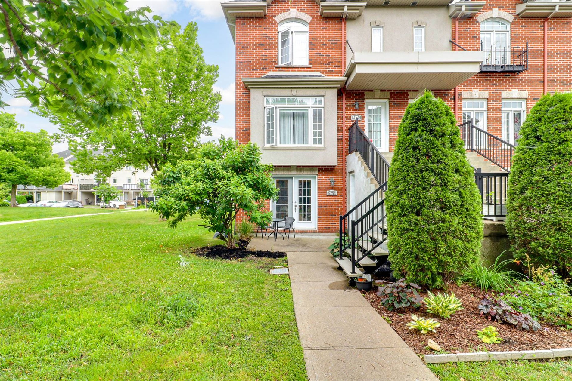 7472 Rue Angèle — photo 2