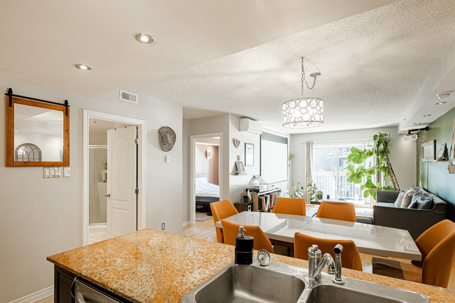 703-2110 Rue Caroline-Béique — photo 1