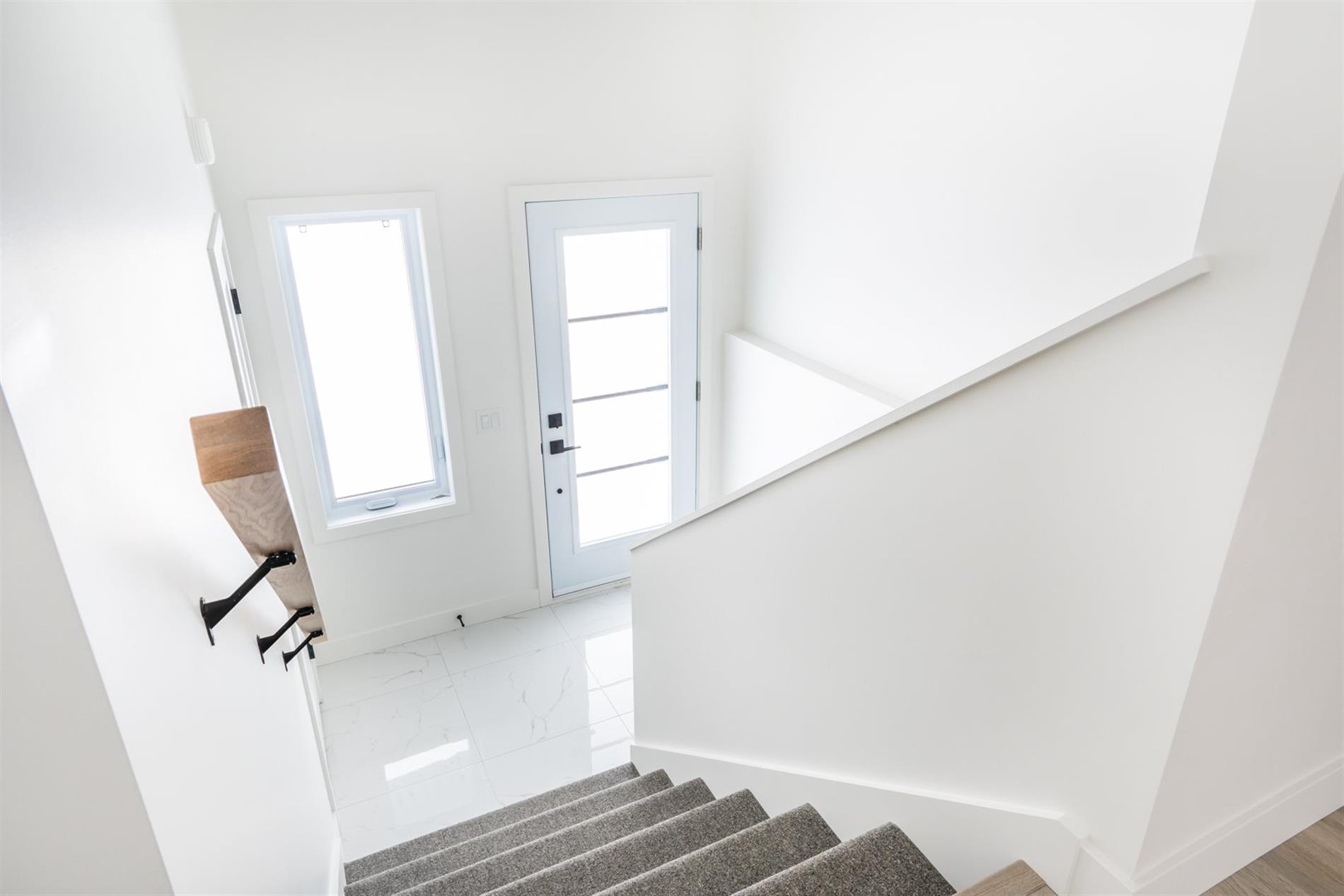 13 Rue St-Pierre — photo 3