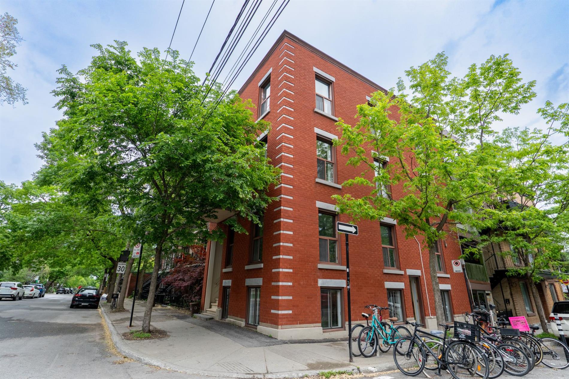 4737 Rue Cartier — photo 1