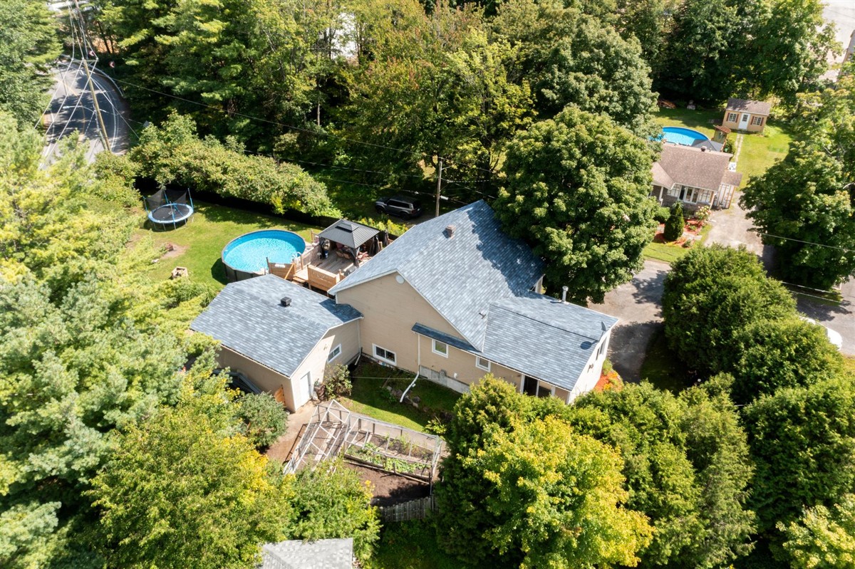Vue 41 de la propriété réf. 24376487 – 151 Place Cadieux J5K 1B6