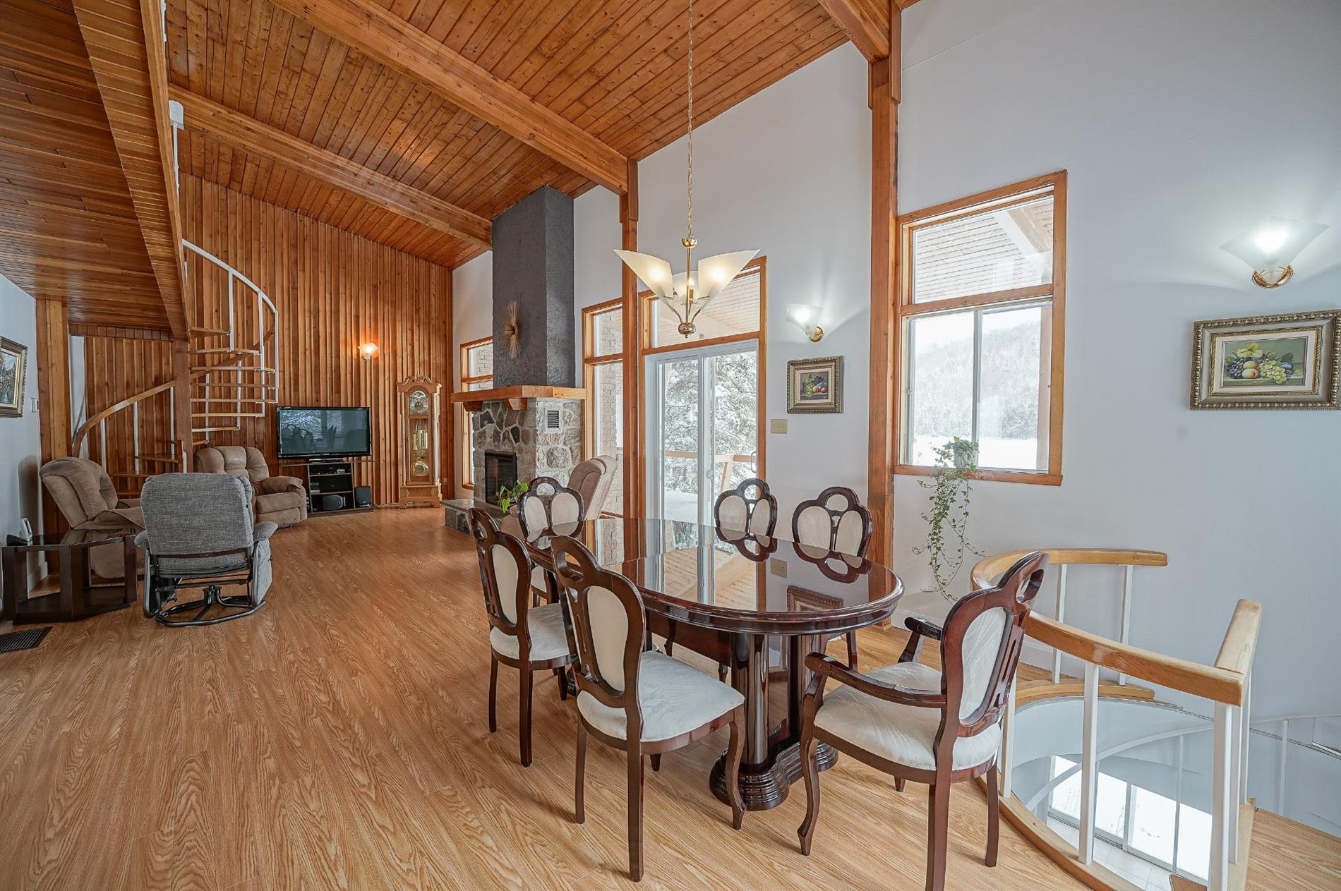 405 Mtée des Bouleaux — photo 3
