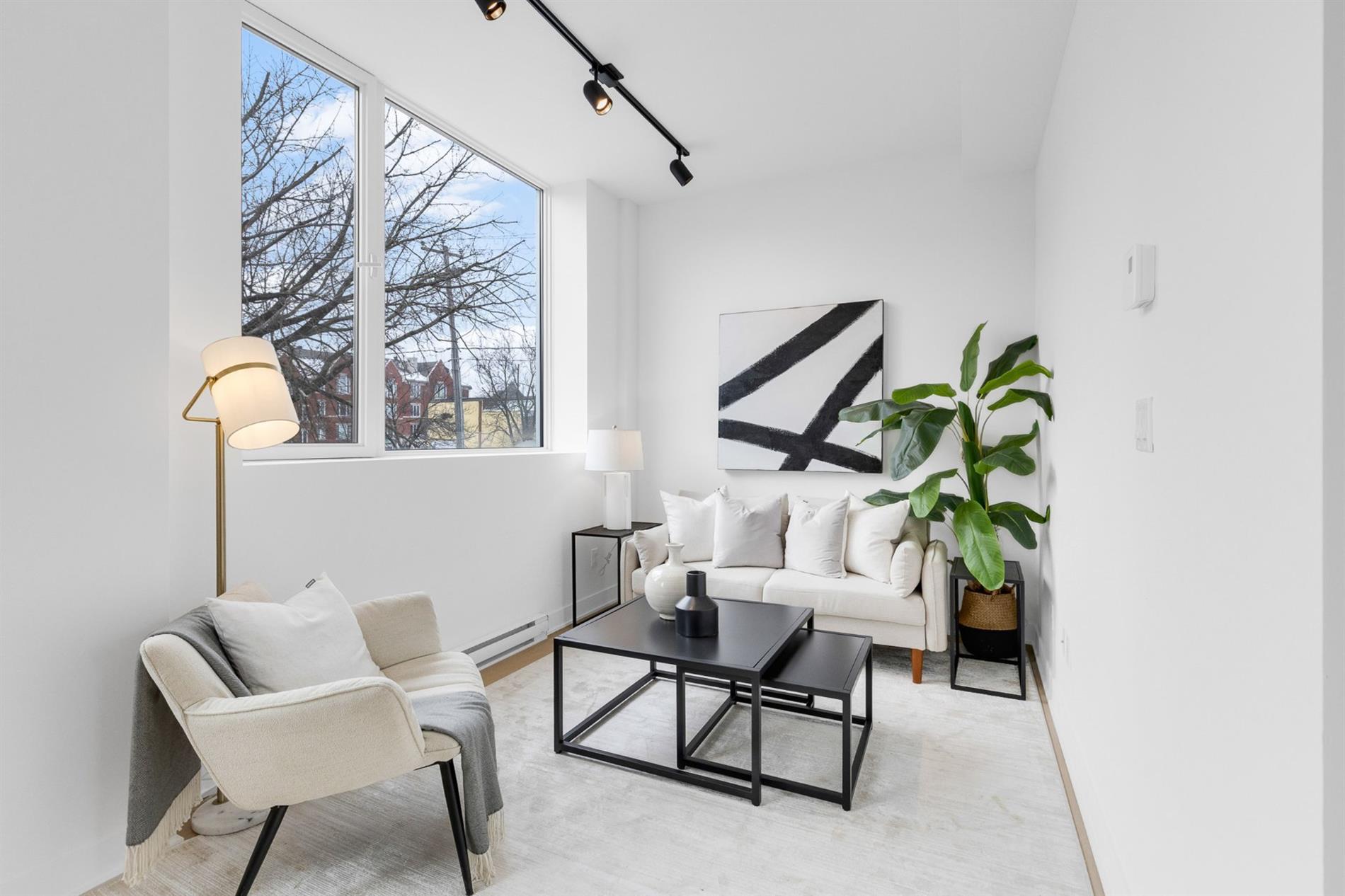 207-5410 Av. Papineau — photo 3
