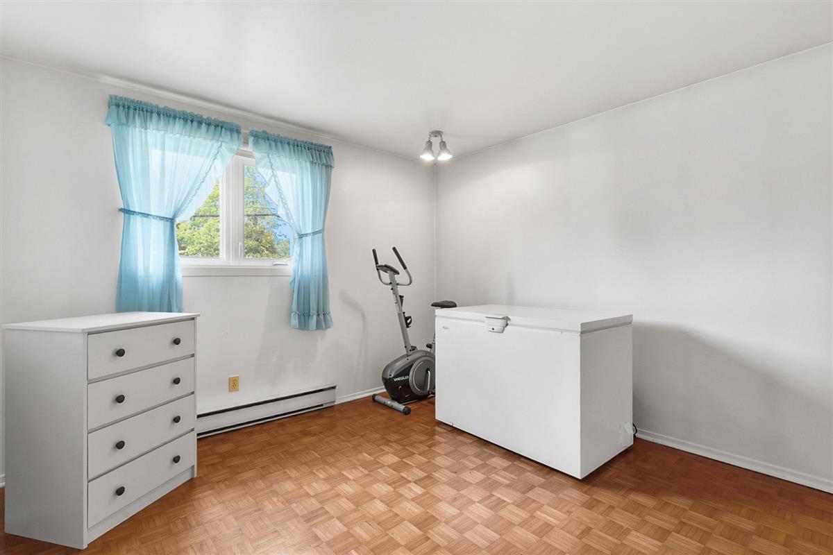 Maison de plain-pied, Mascouche, photo 18 de 30