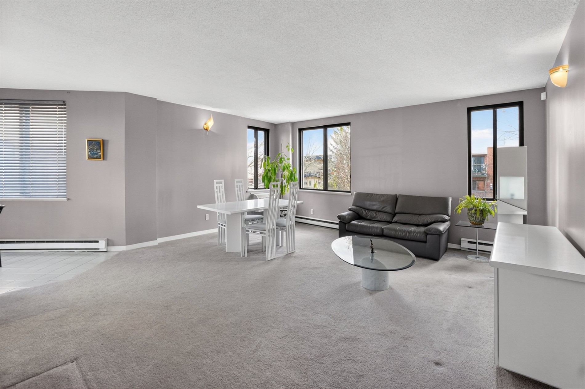 201-8708 Av. André-Grasset — photo 3
