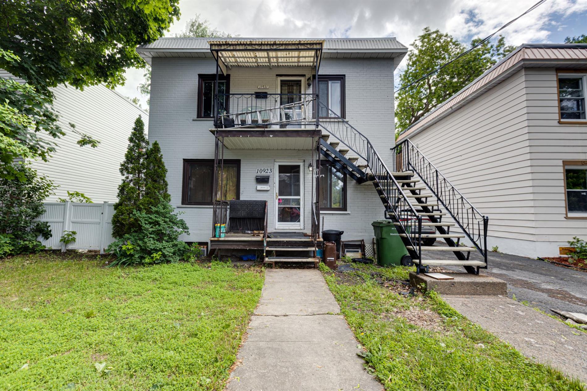 10921-10923 Av. LeBlanc — photo 1