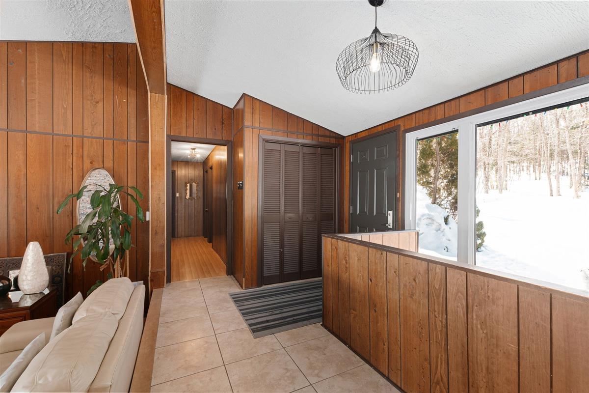 Vue 7 de la propriété réf. 12820780 – 1208 Ch. de Ste-Anne-des-Lacs J0R 1B0