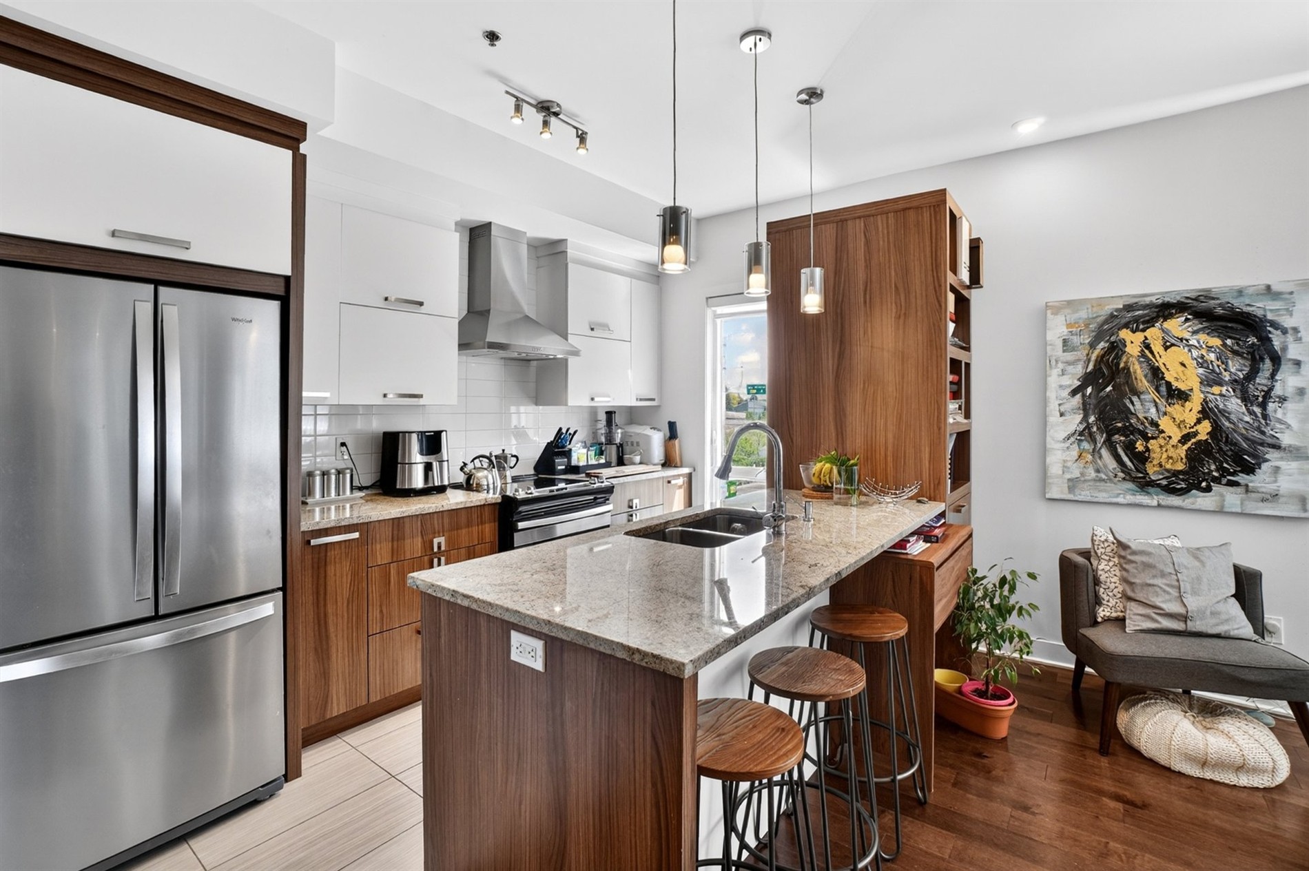 207-8005 Boul. St-Laurent — photo 2